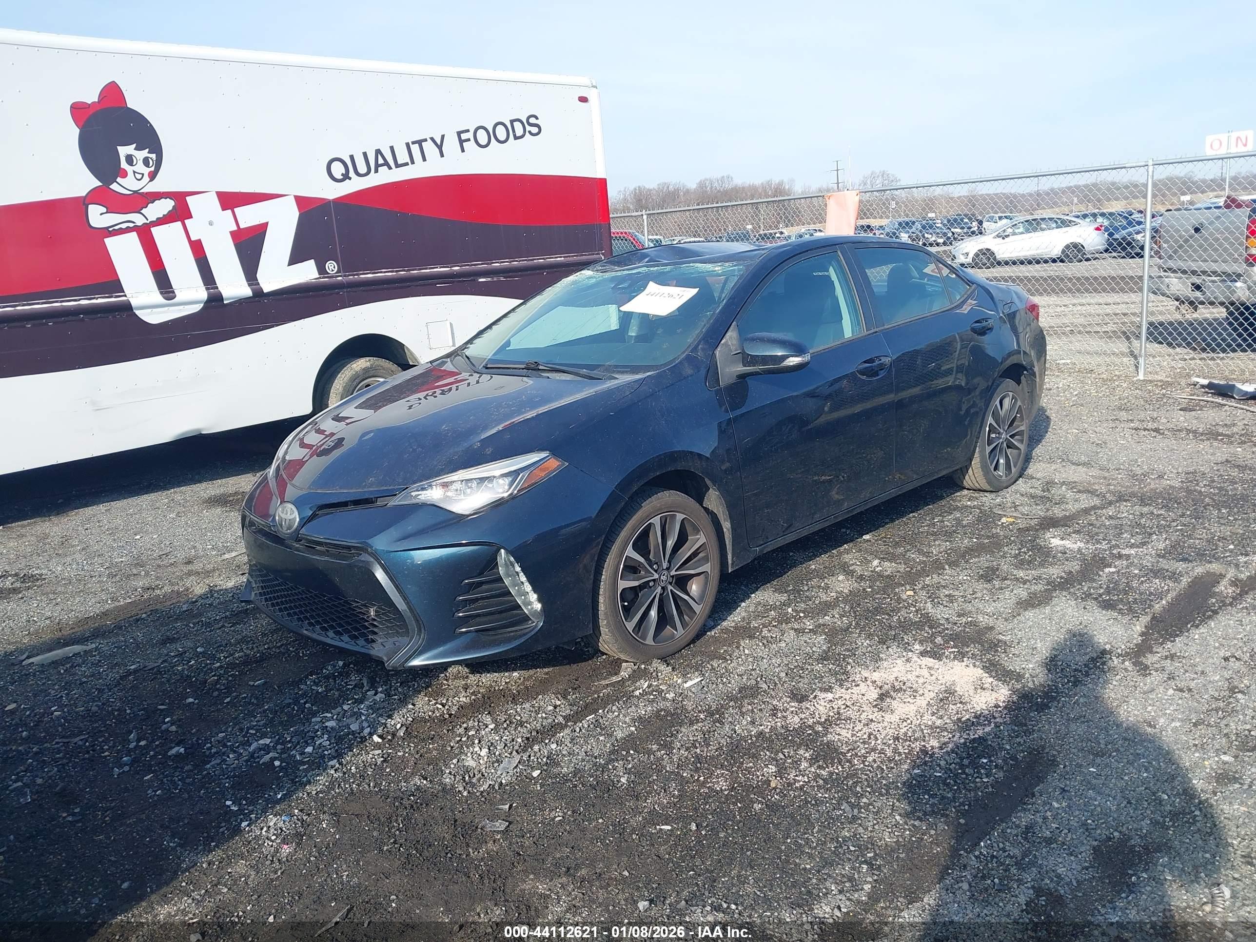 TOYOTA COROLLA image 2