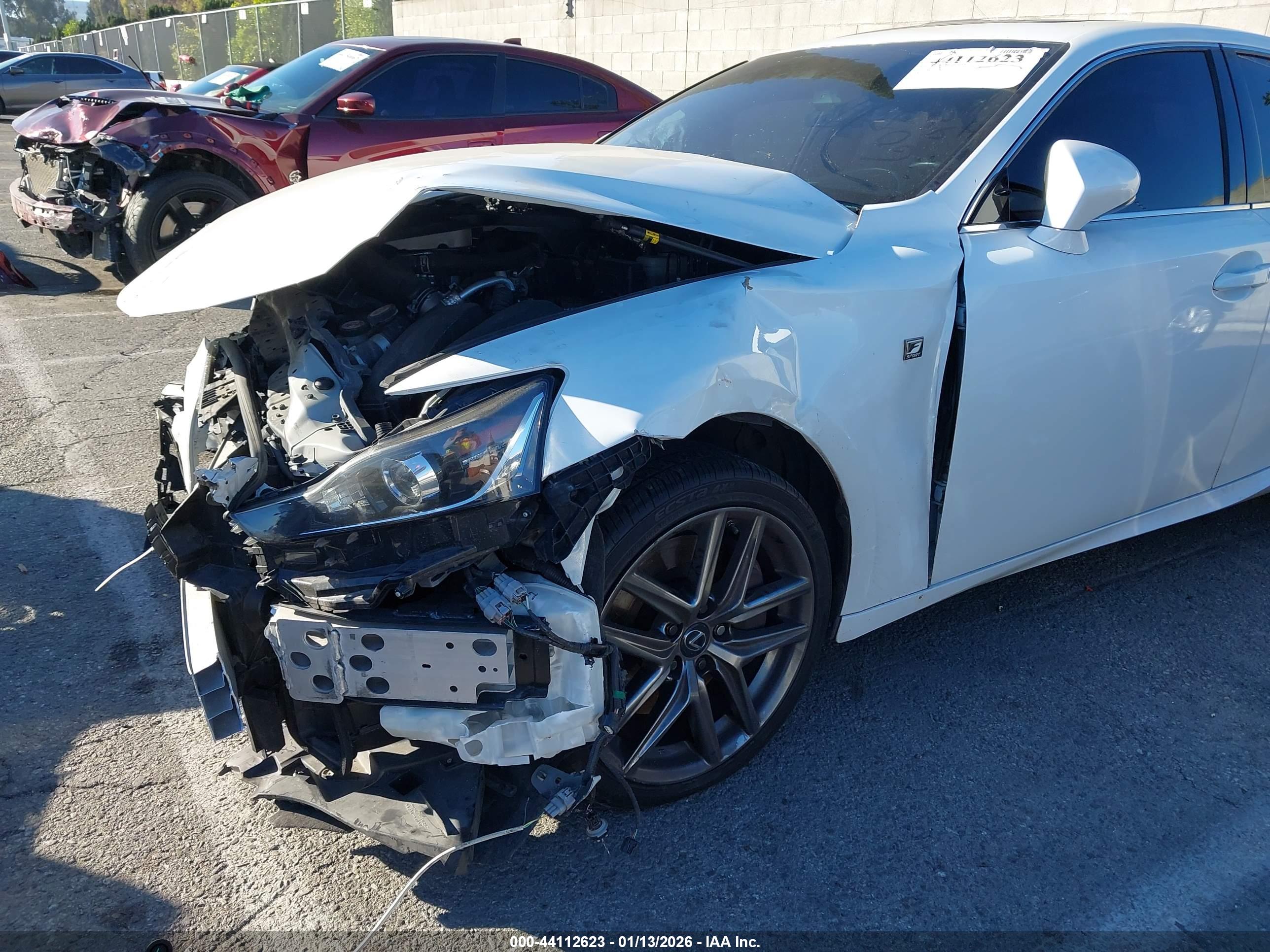 LEXUS IS image 6