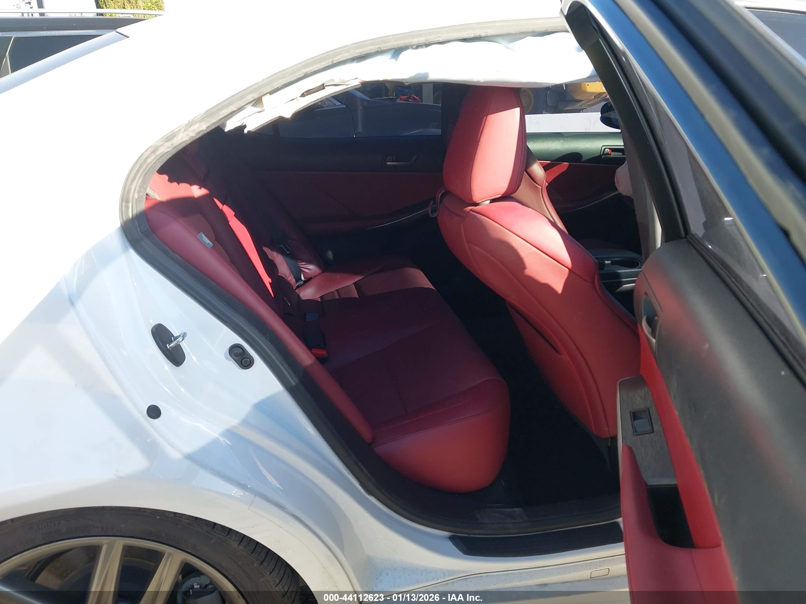 LEXUS IS image 8