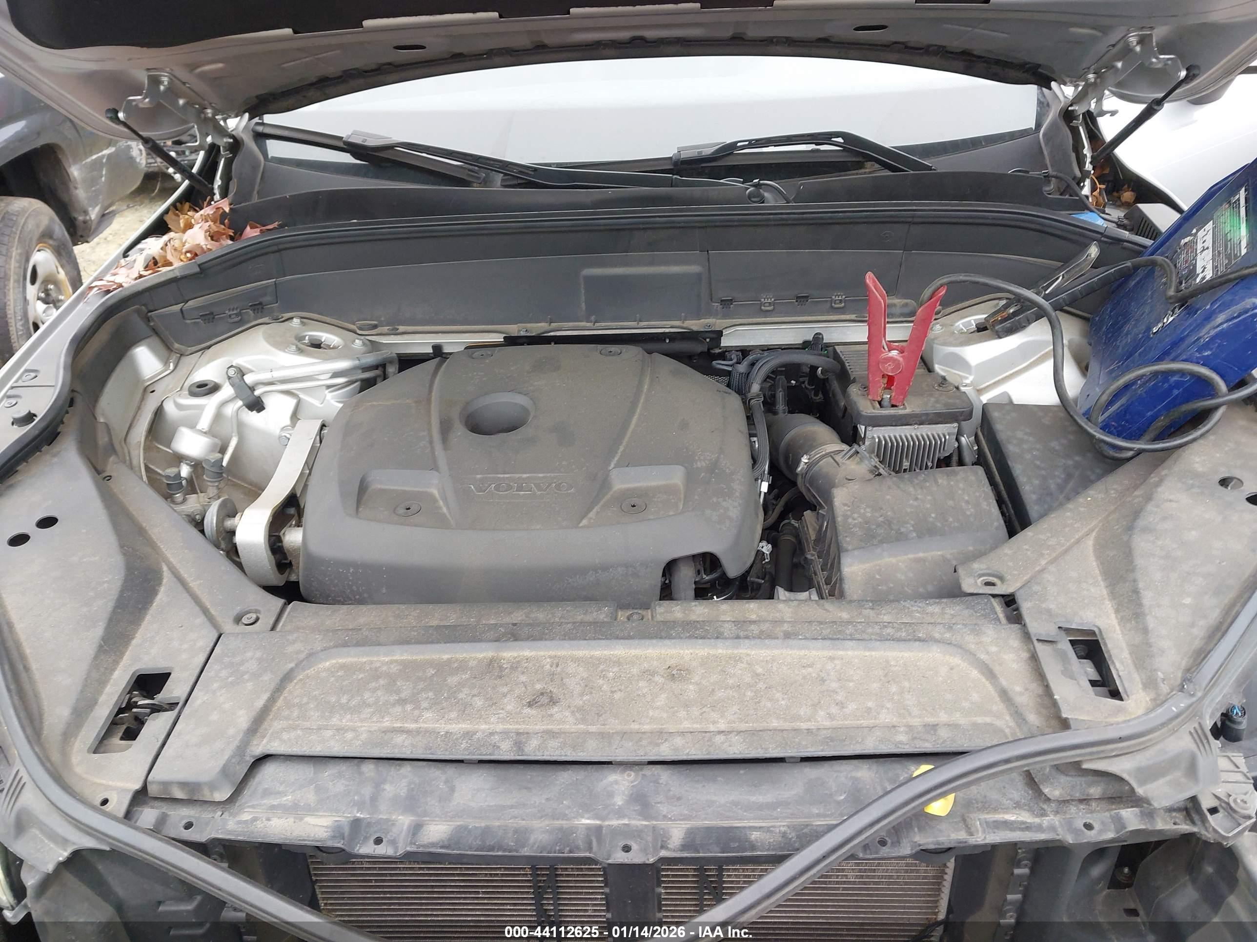 VOLVO XC90 image 10