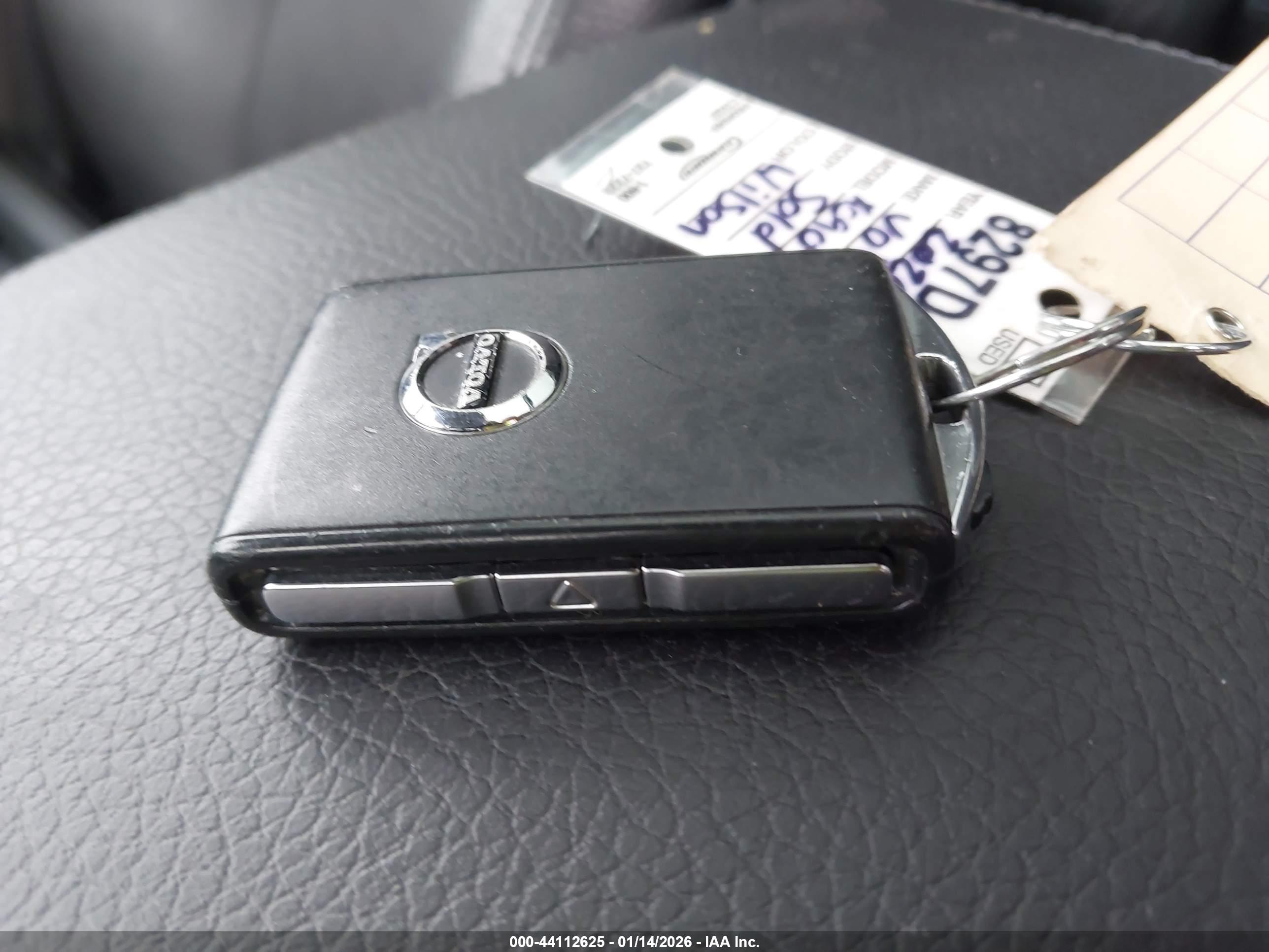 VOLVO XC90 image 11