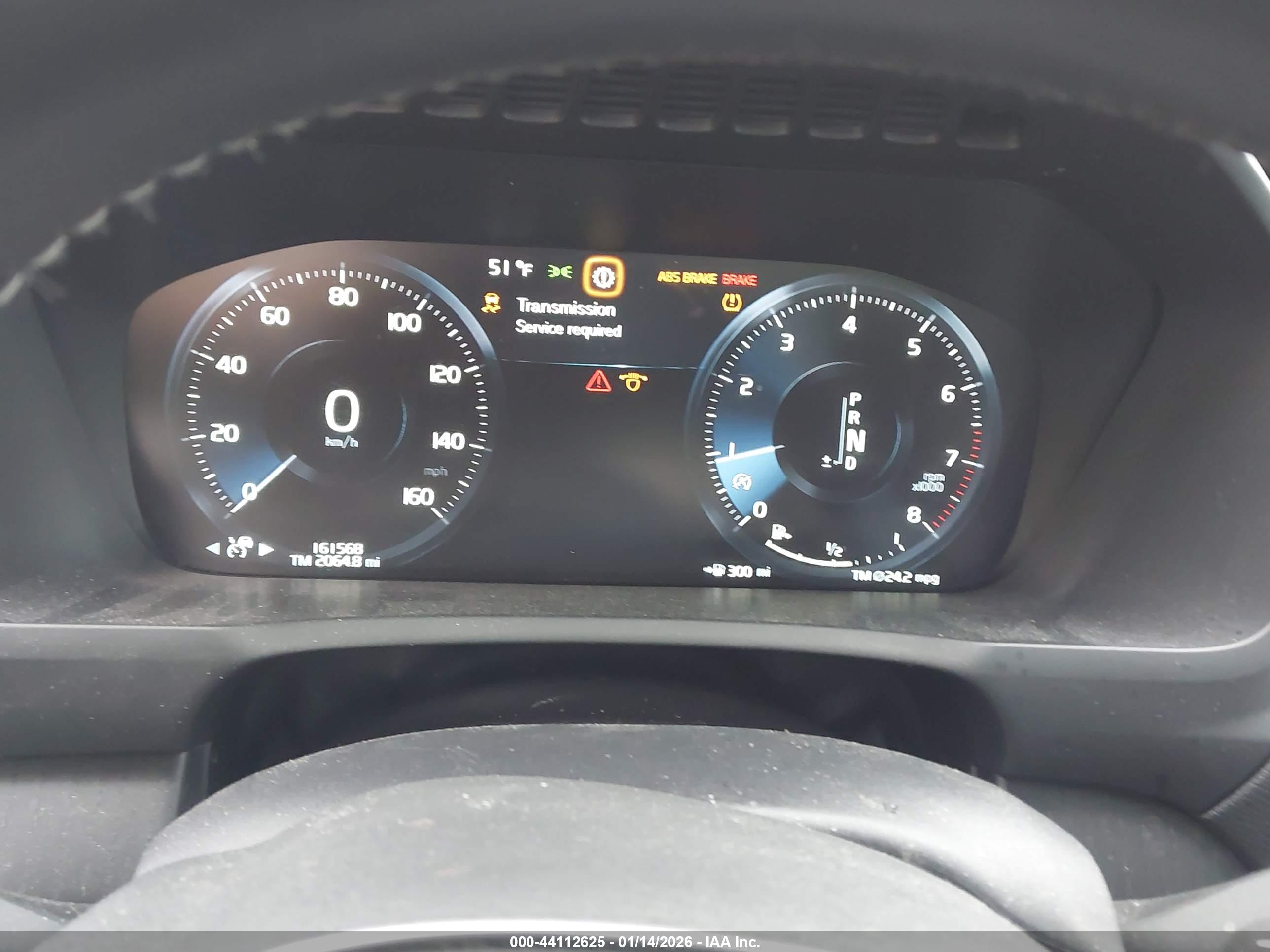 VOLVO XC90 image 7