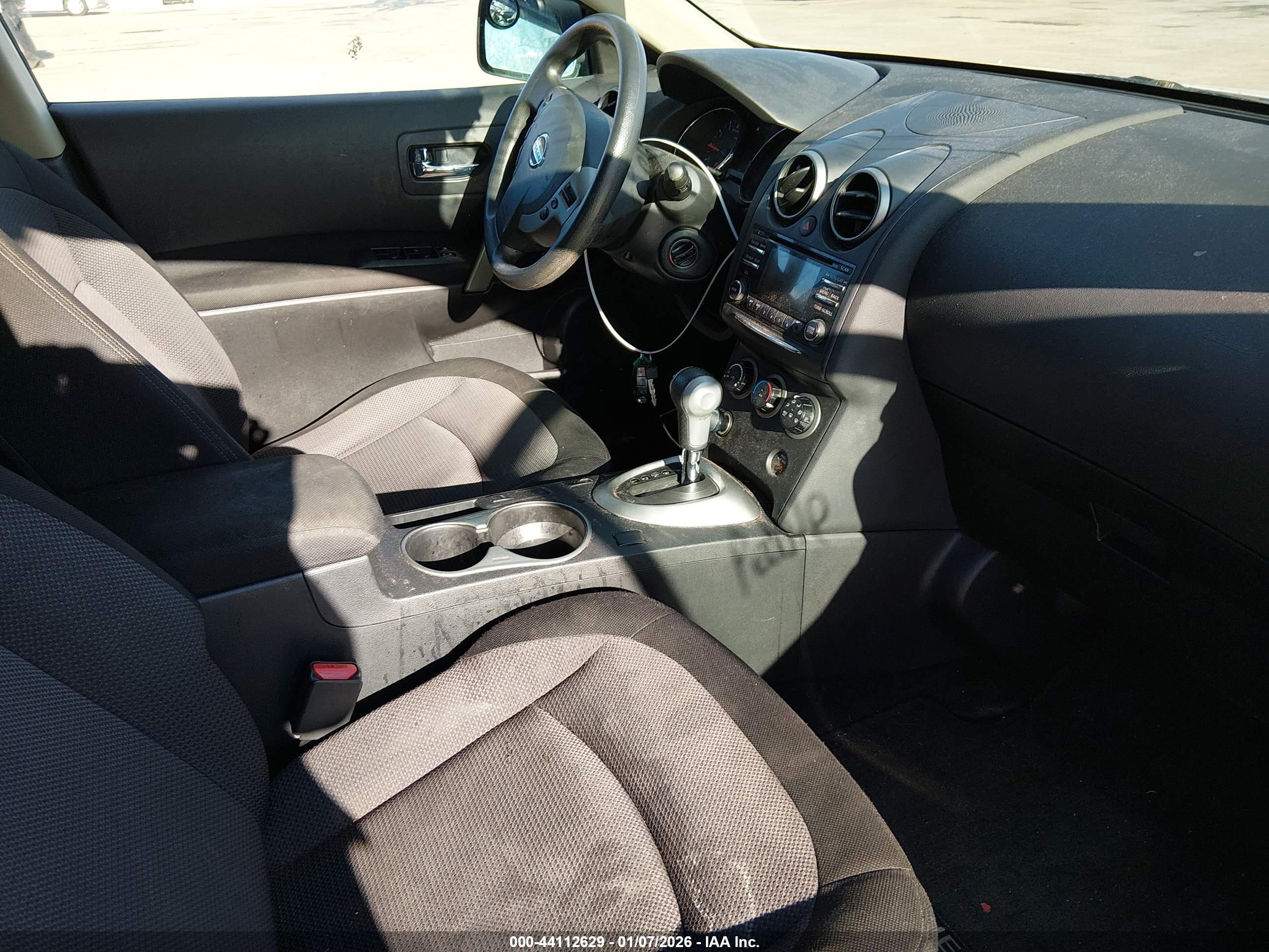 NISSAN ROGUE image 5