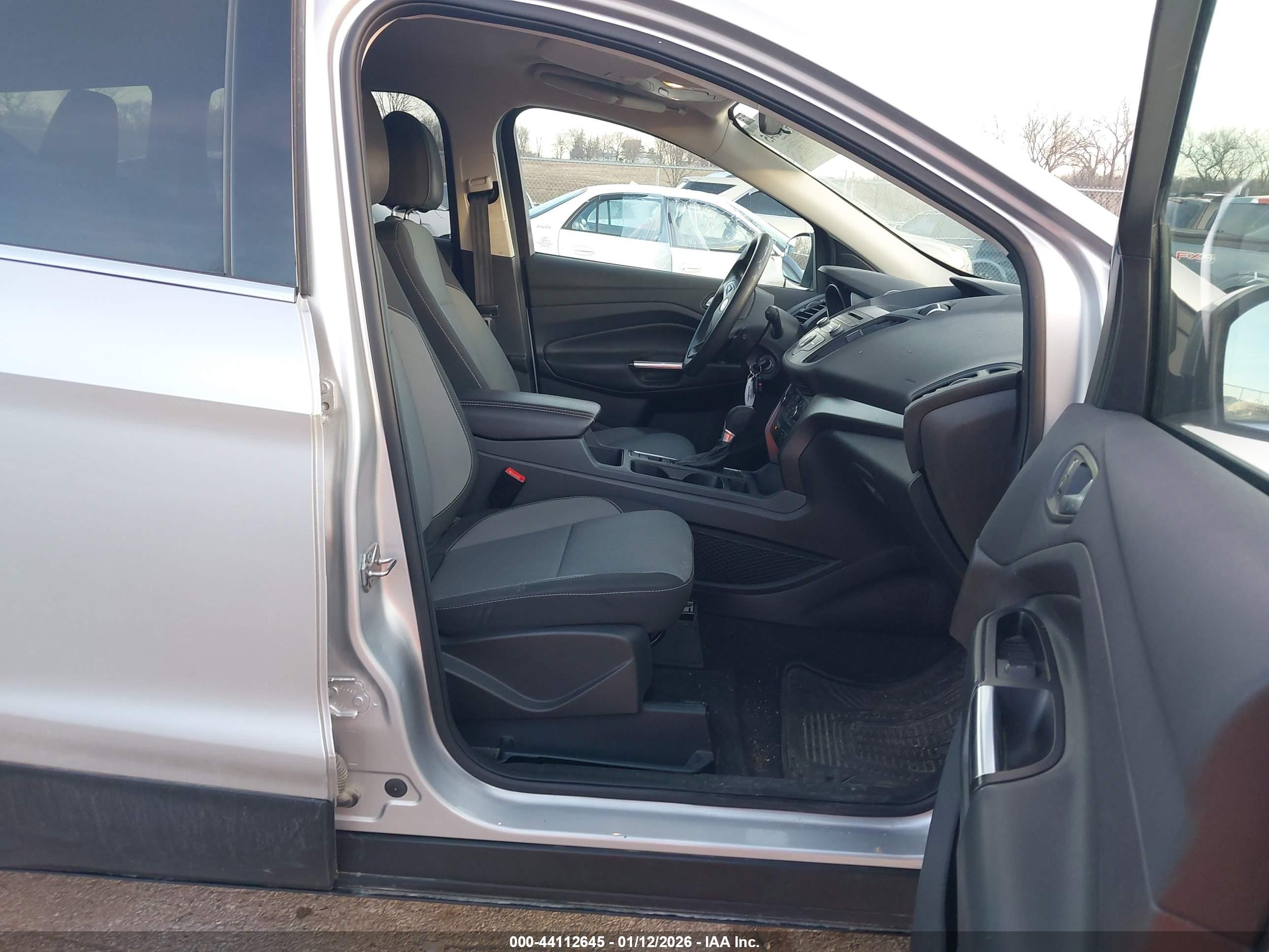 FORD ESCAPE image 5