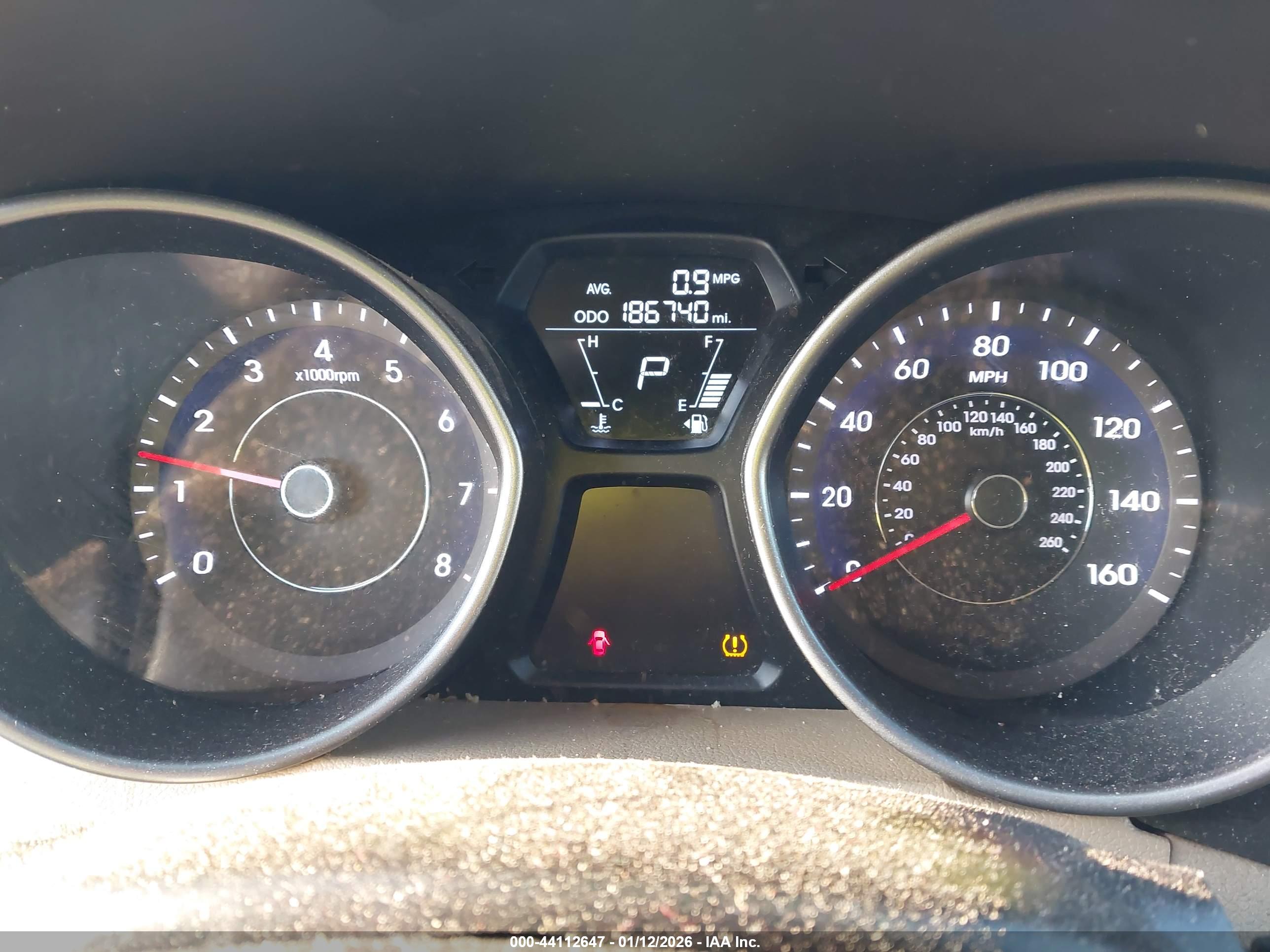 HYUNDAI ELANTRA image 7