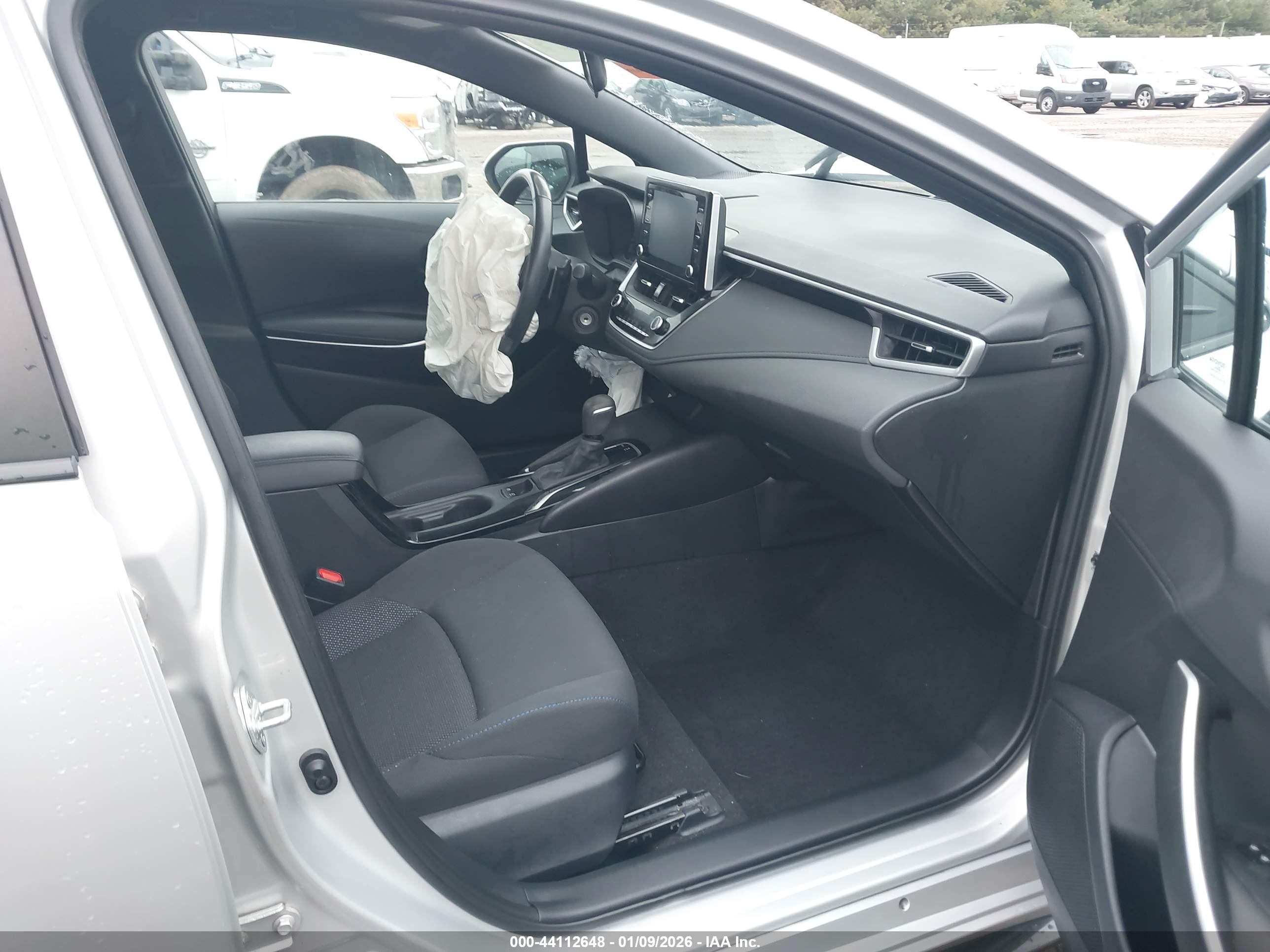 TOYOTA COROLLA image 5