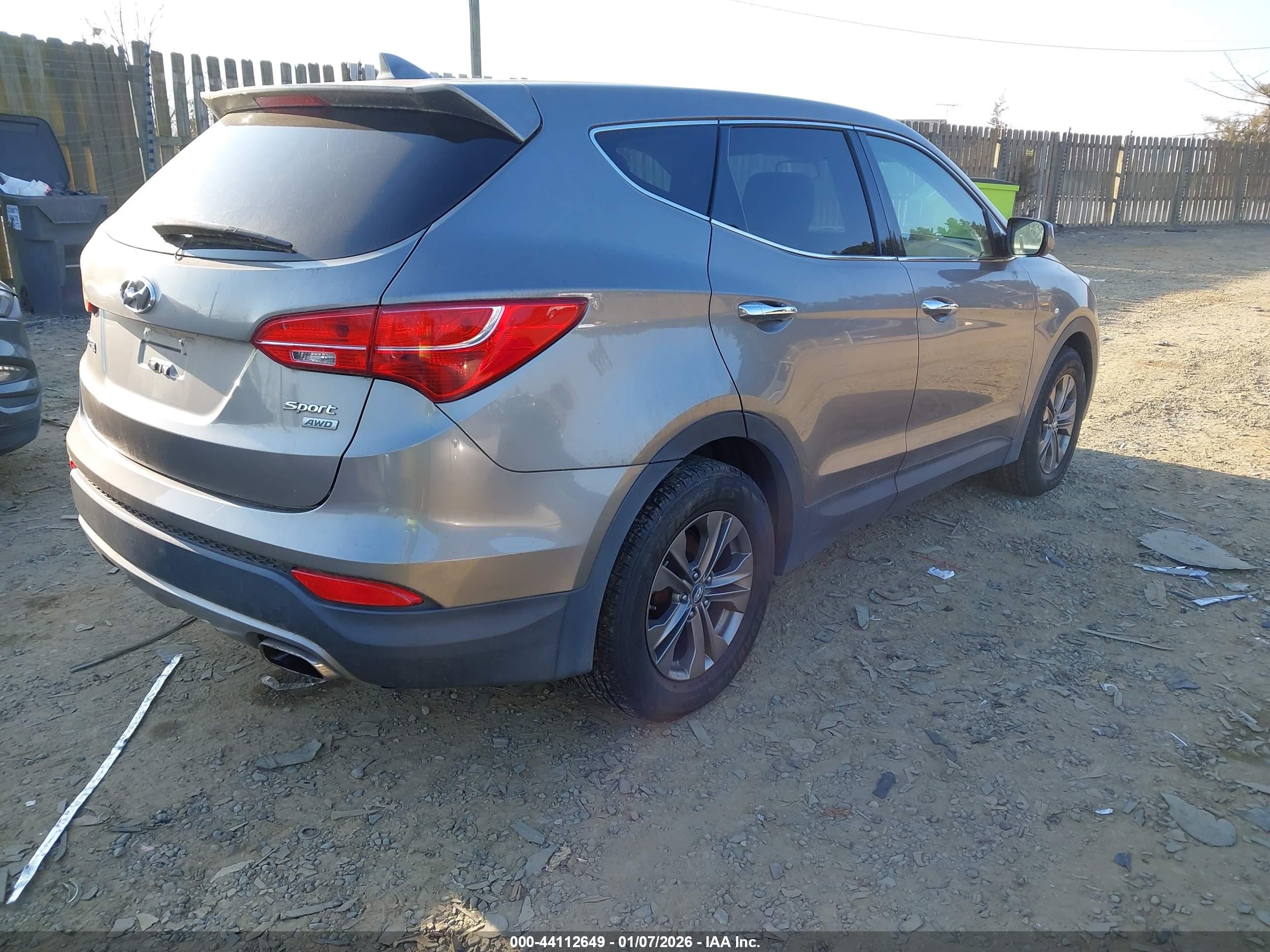 HYUNDAI SANTA image 4