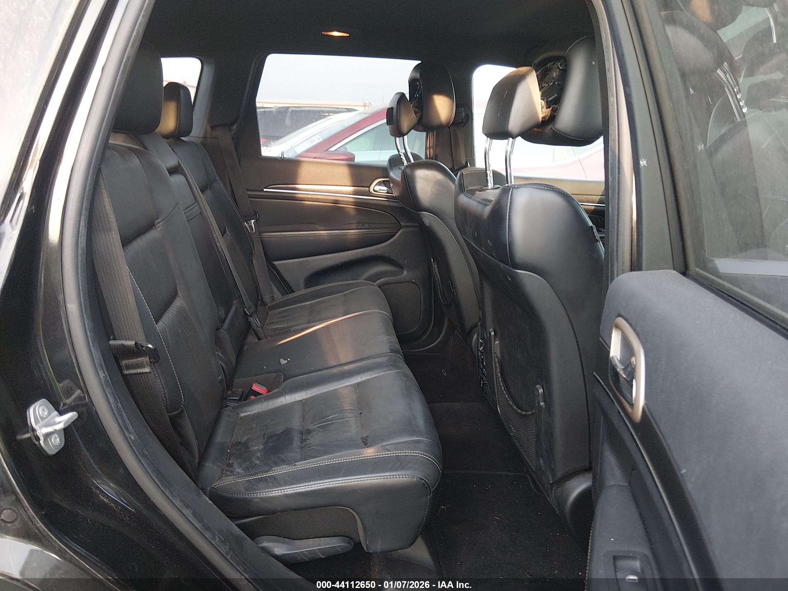 JEEP GRAND image 8