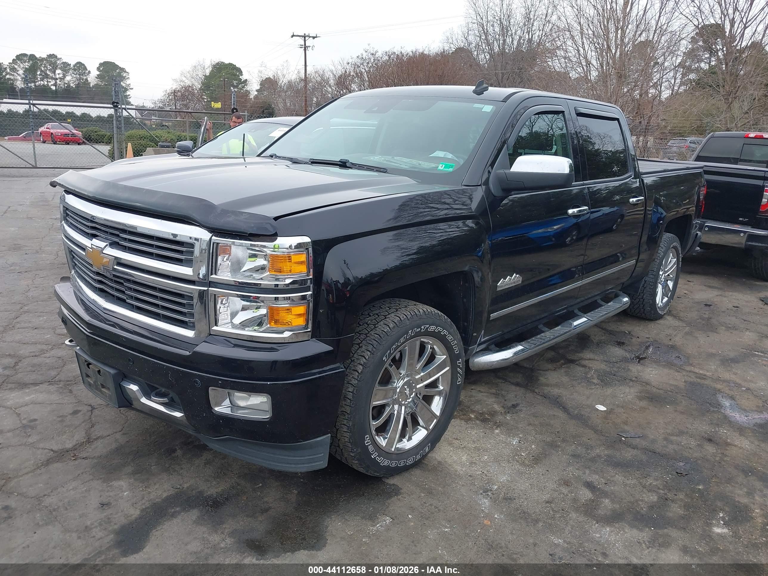 CHEVROLET SILVERADO image 2