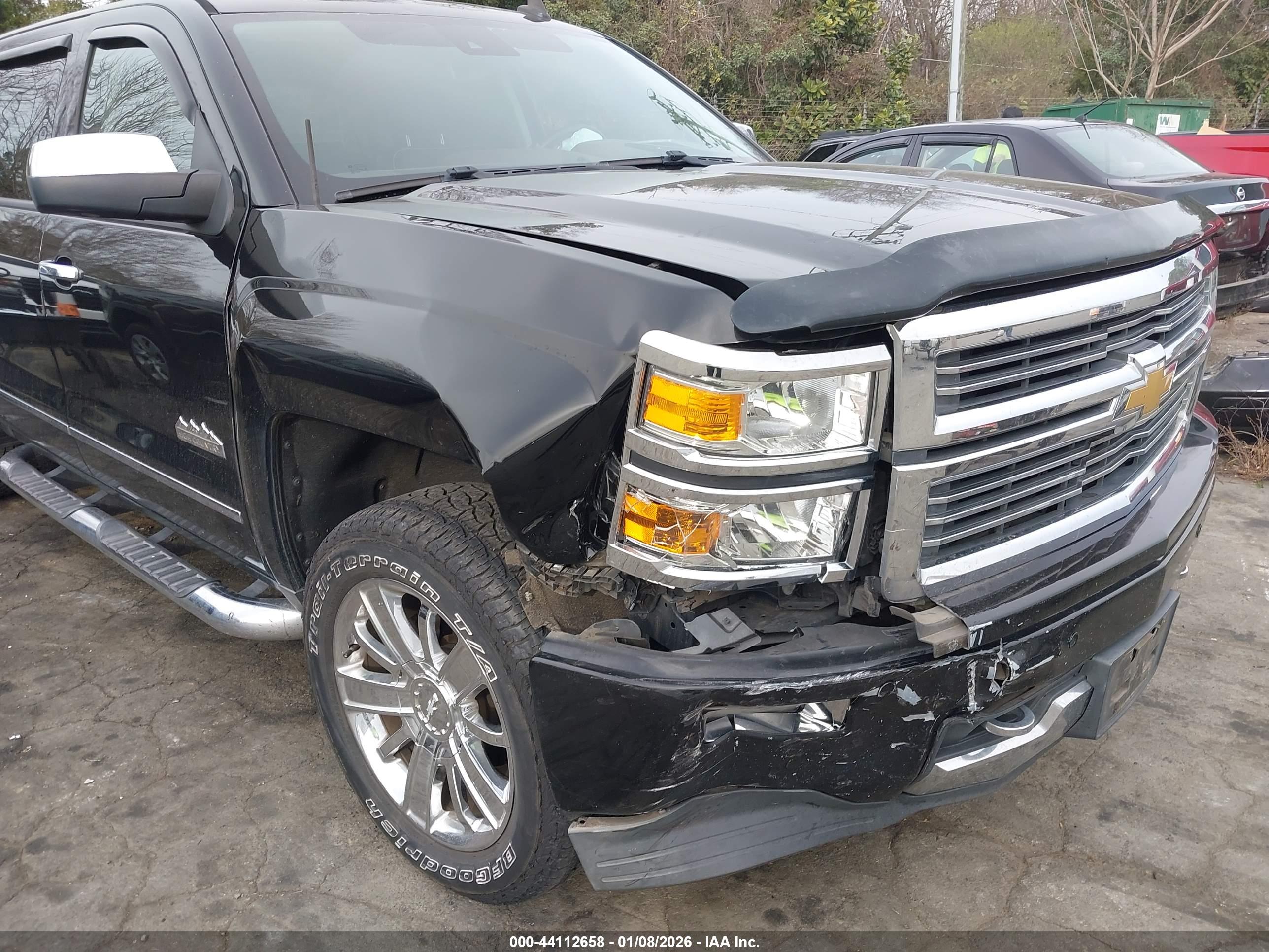 CHEVROLET SILVERADO image 6