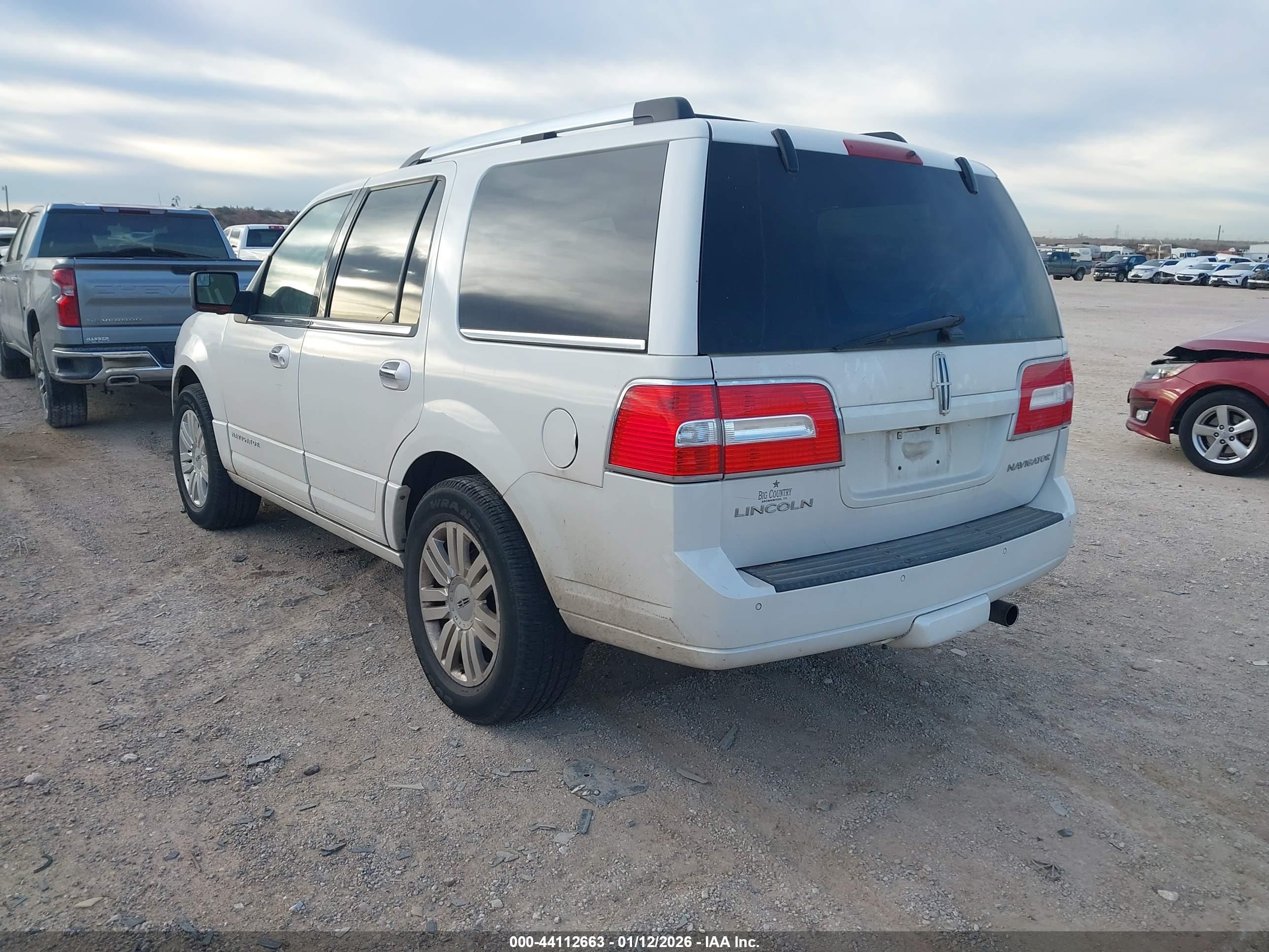 LINCOLN NAVIGATOR image 3