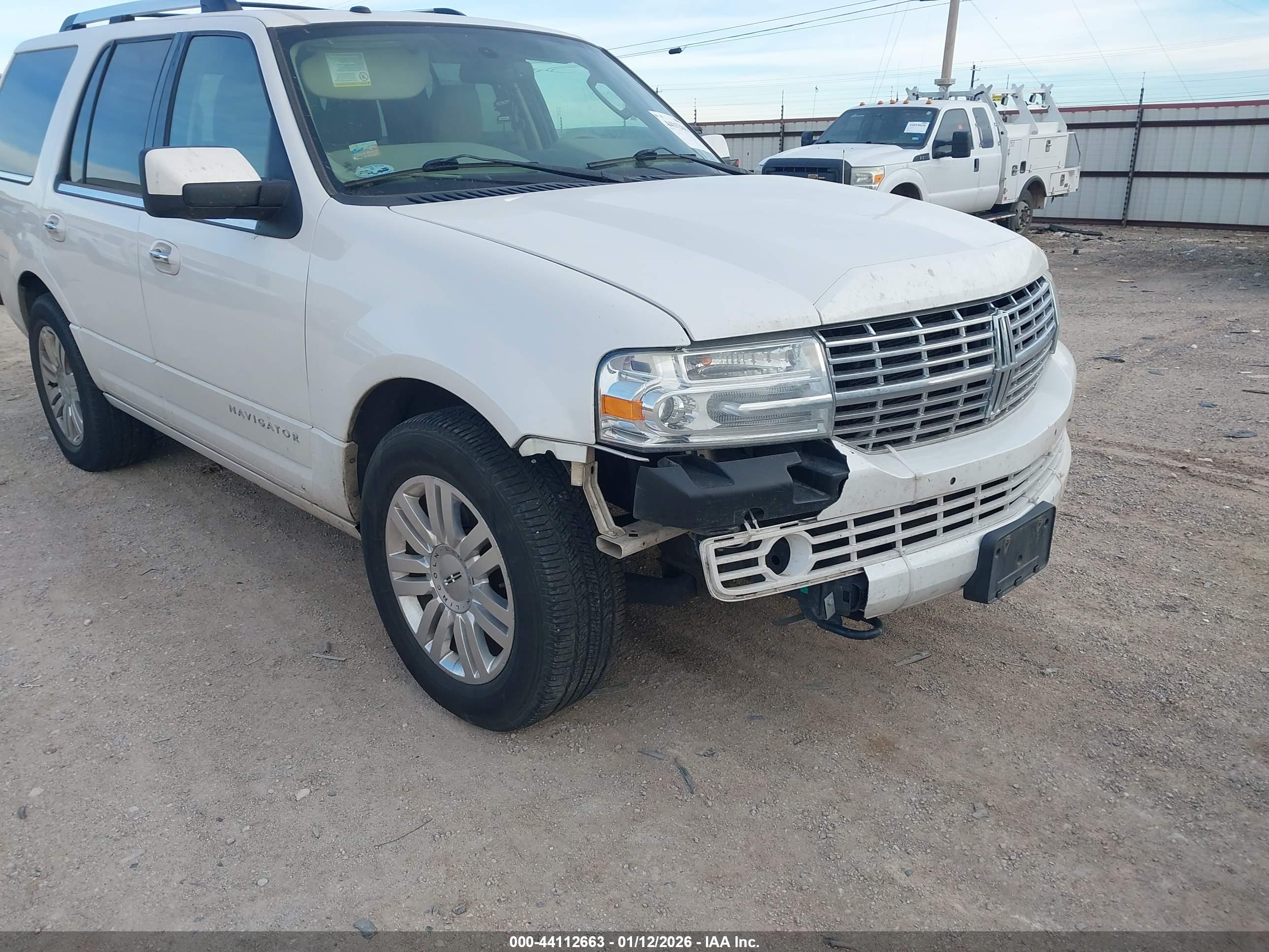 LINCOLN NAVIGATOR image 6