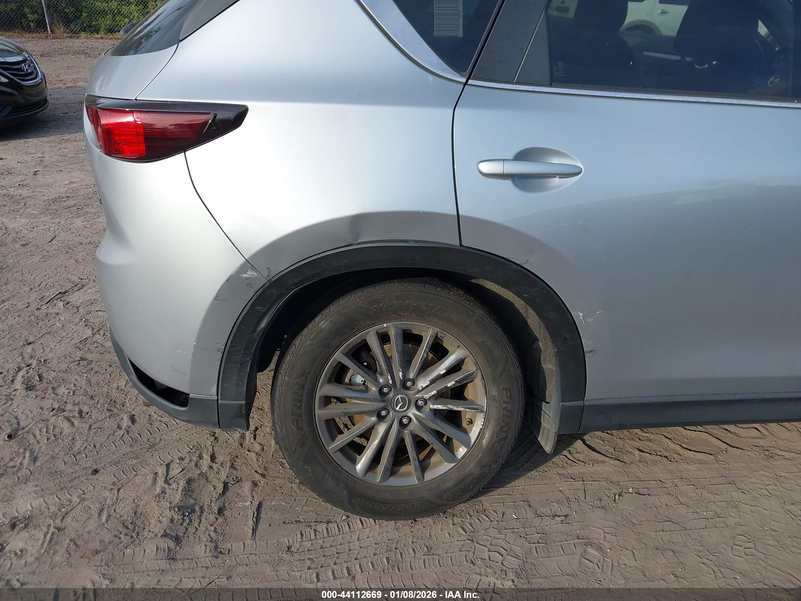 MAZDA CX-5 image 6