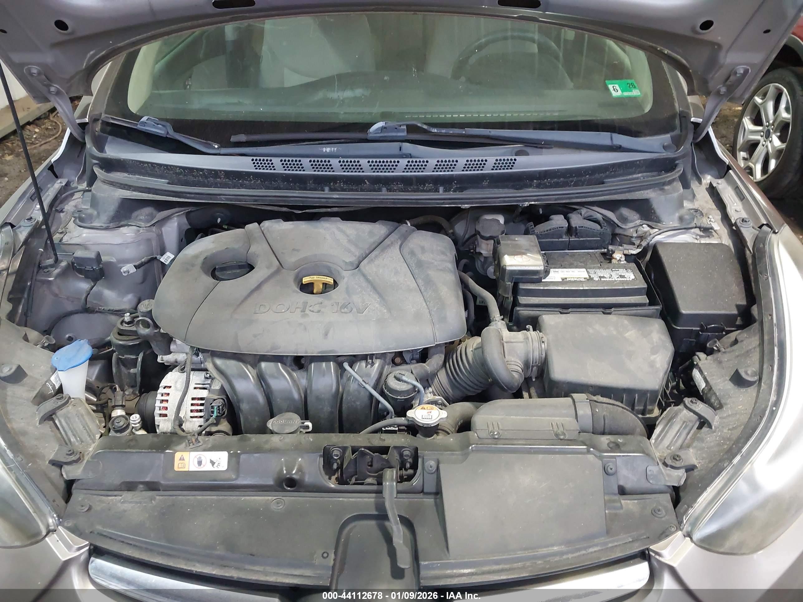HYUNDAI ELANTRA image 10
