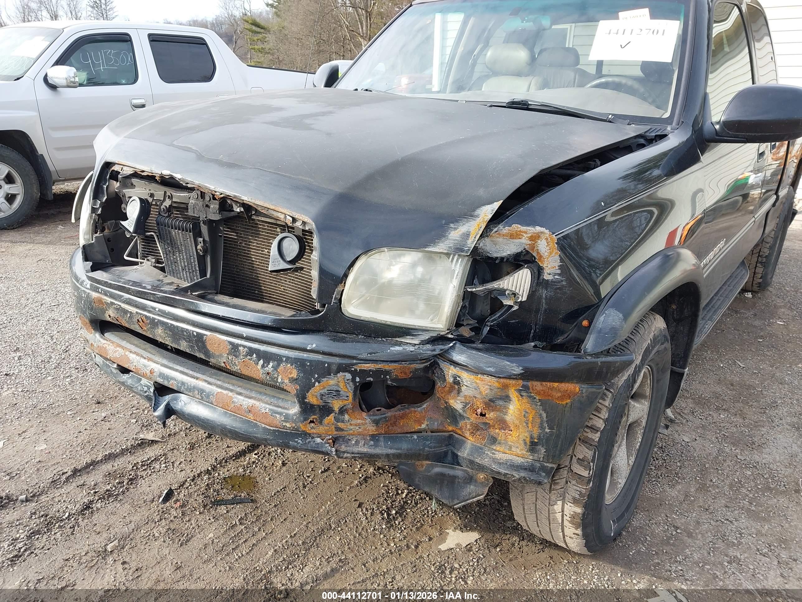 TOYOTA TUNDRA image 6