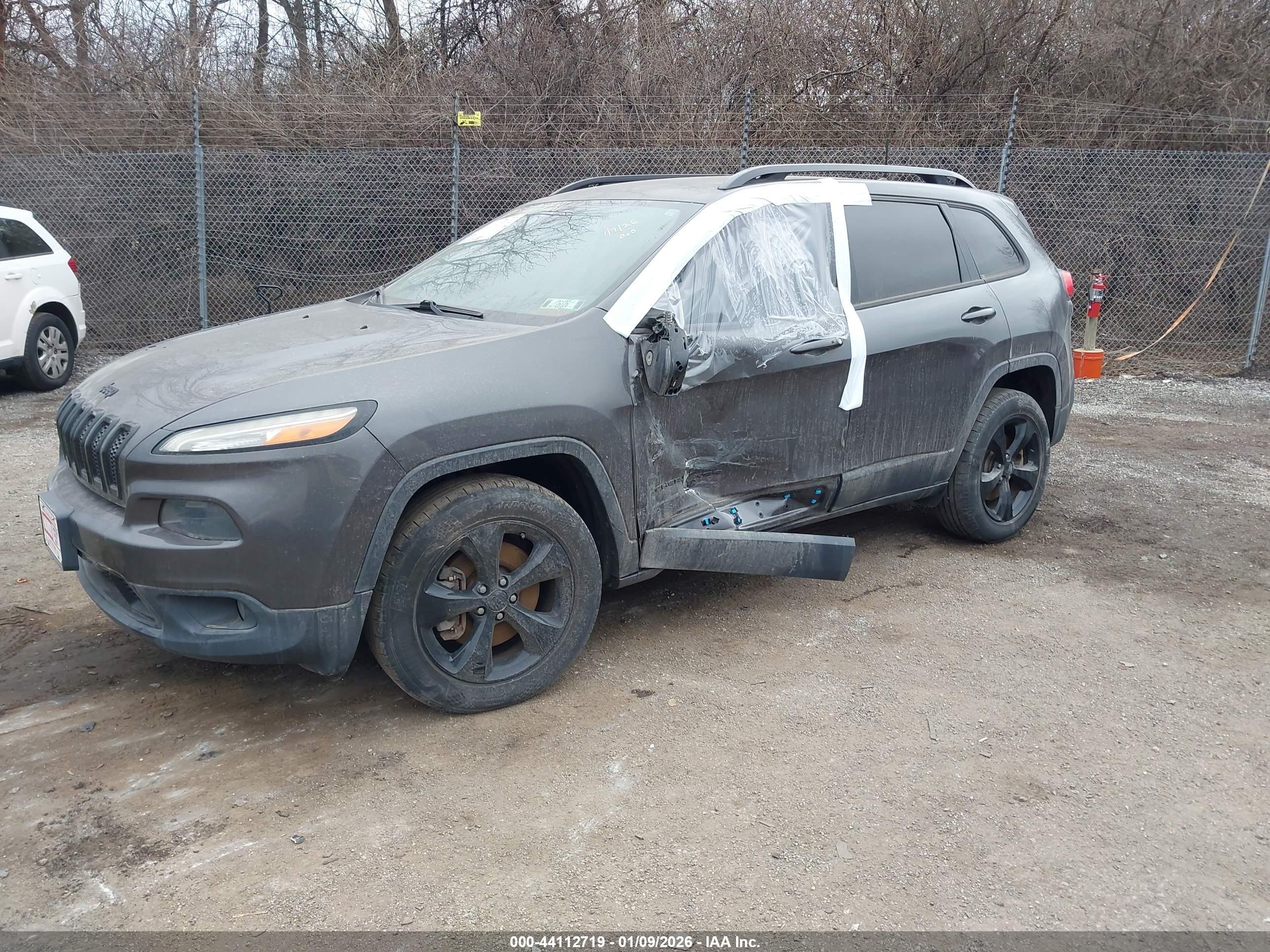 JEEP CHEROKEE image 2