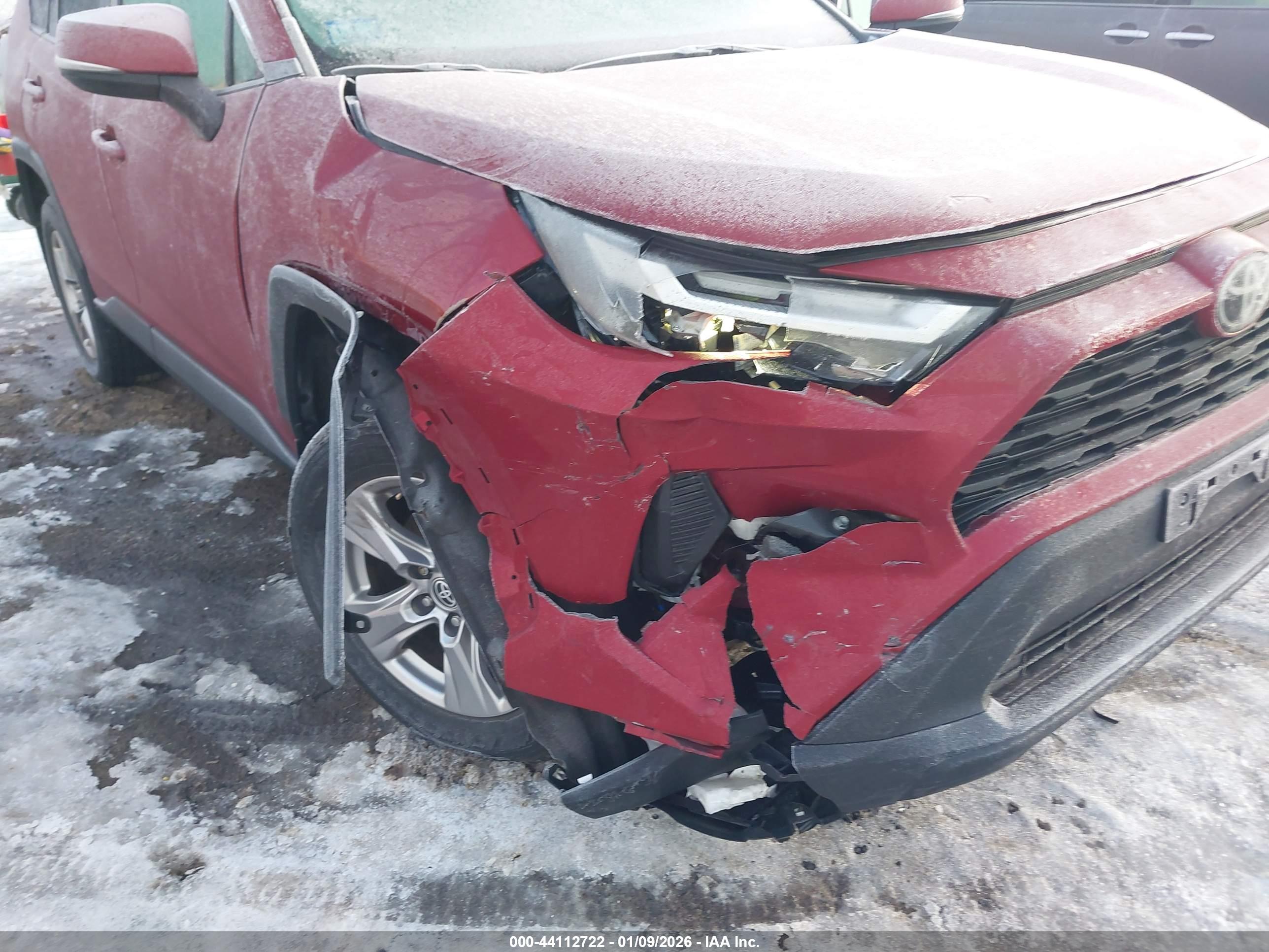 TOYOTA RAV4 image 6