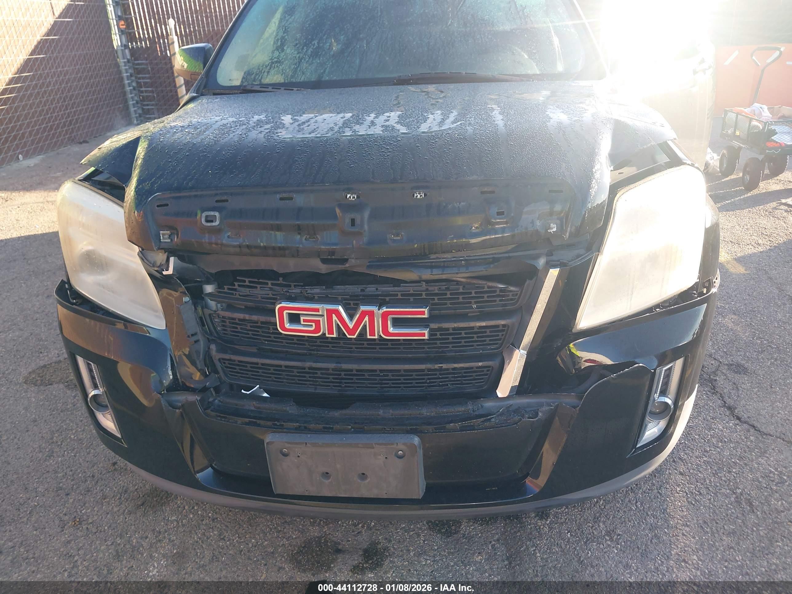 GMC TERRAIN image 10