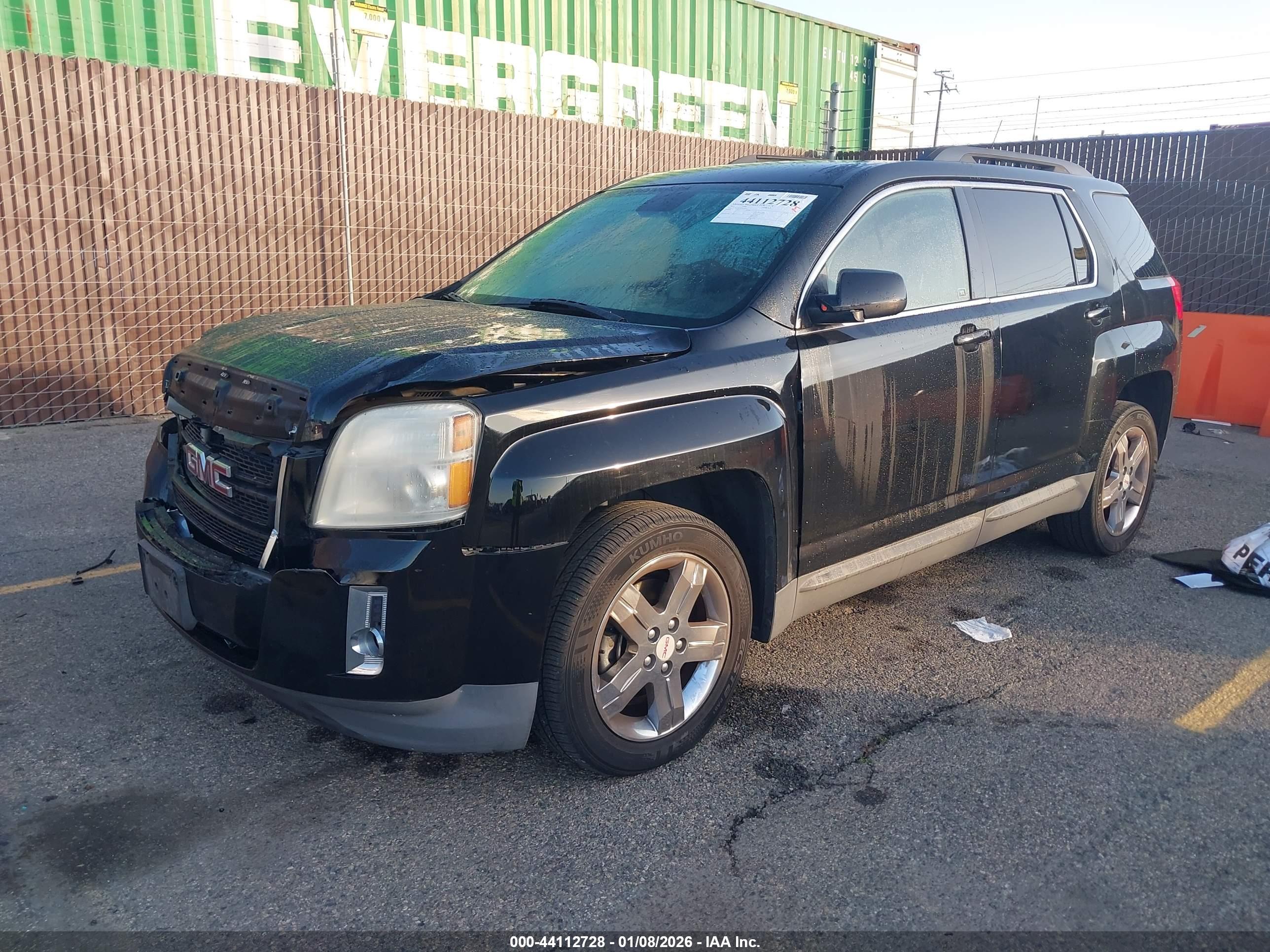 GMC TERRAIN image 2
