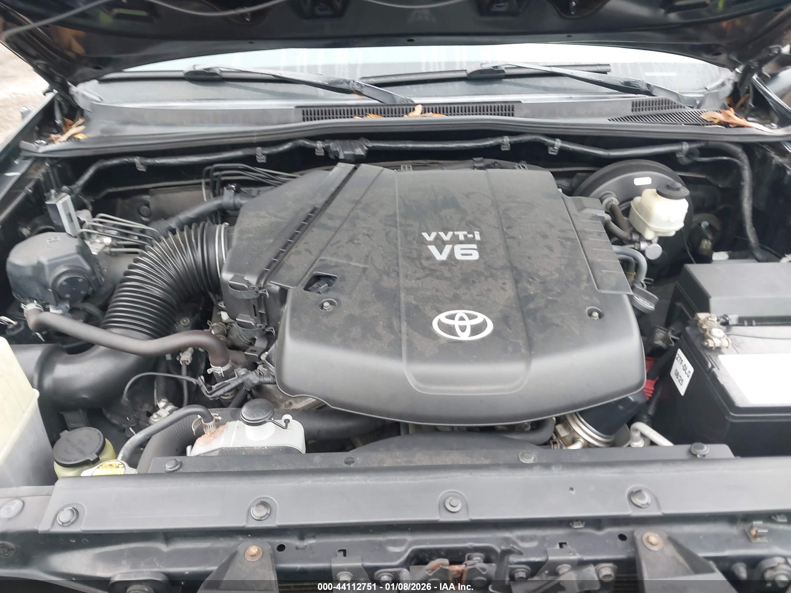 TOYOTA TACOMA image 10