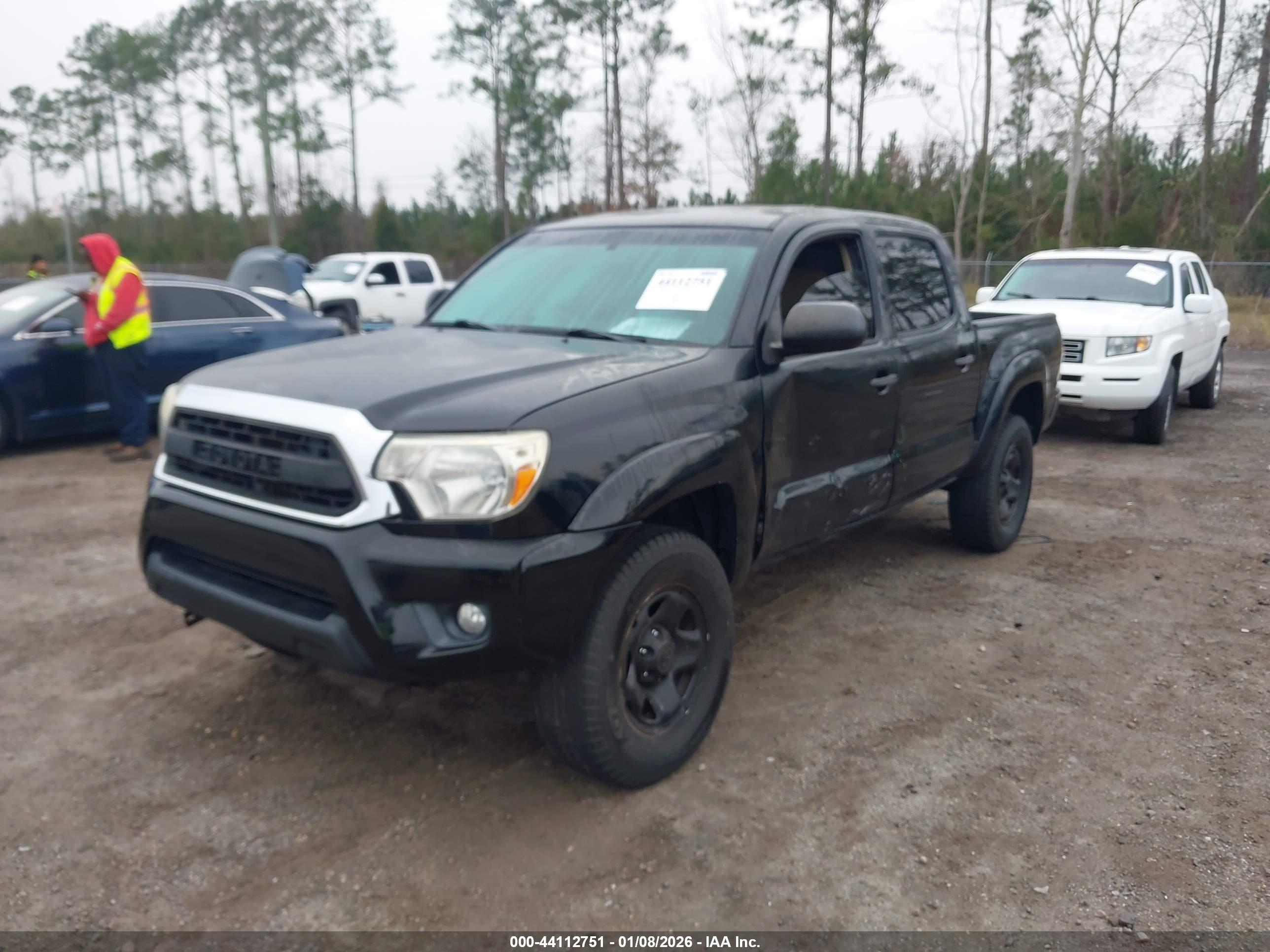 TOYOTA TACOMA image 2