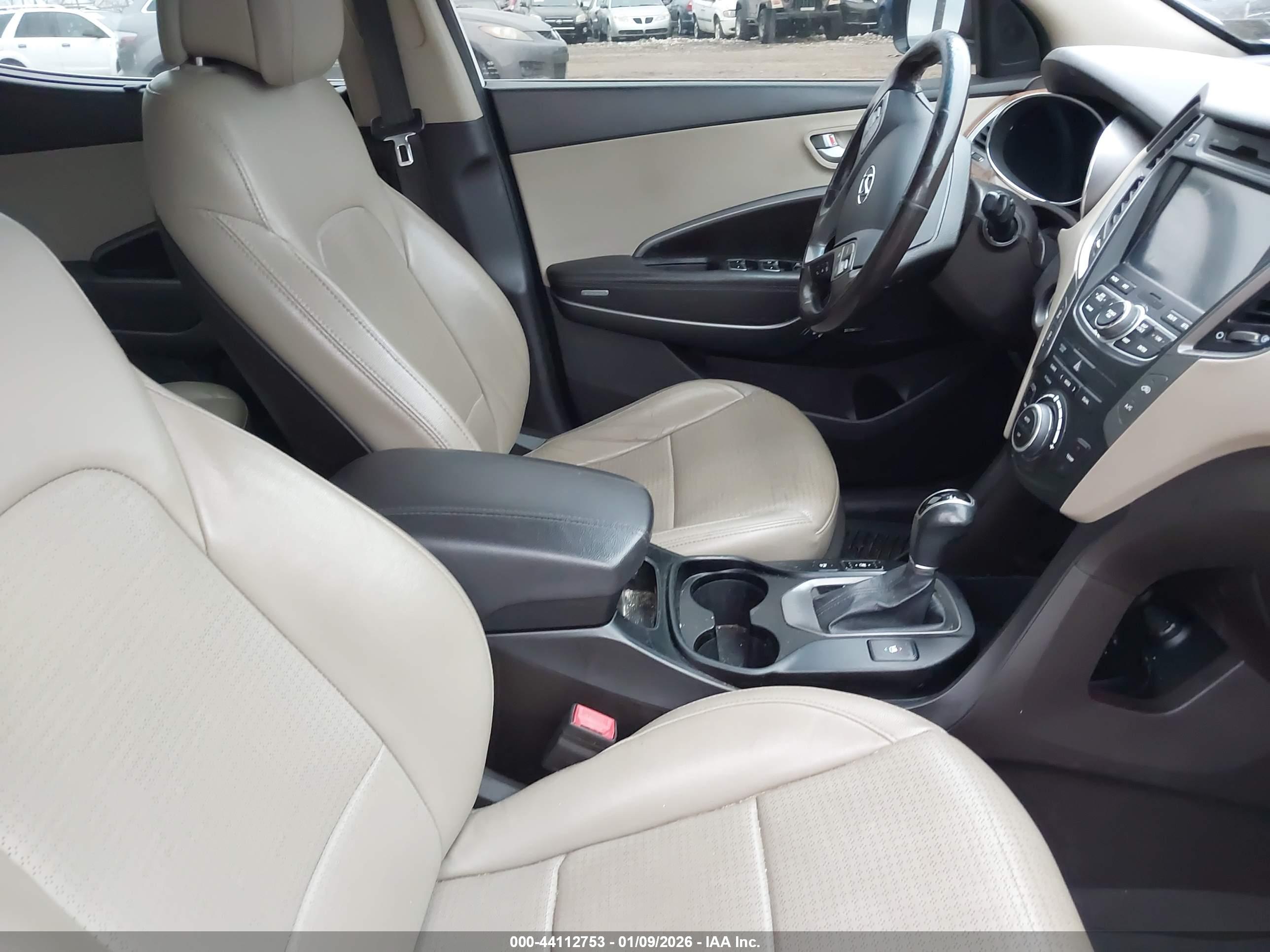 HYUNDAI SANTA image 5