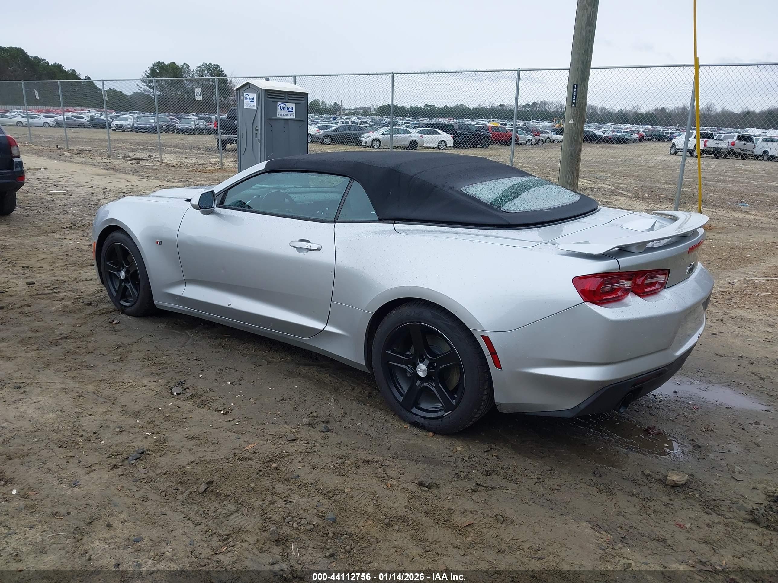 CHEVROLET CAMARO image 3