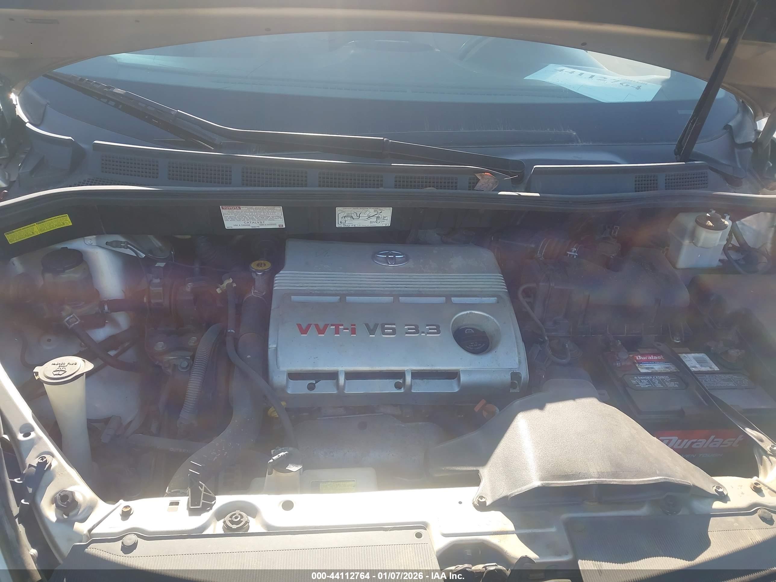 TOYOTA SIENNA image 10
