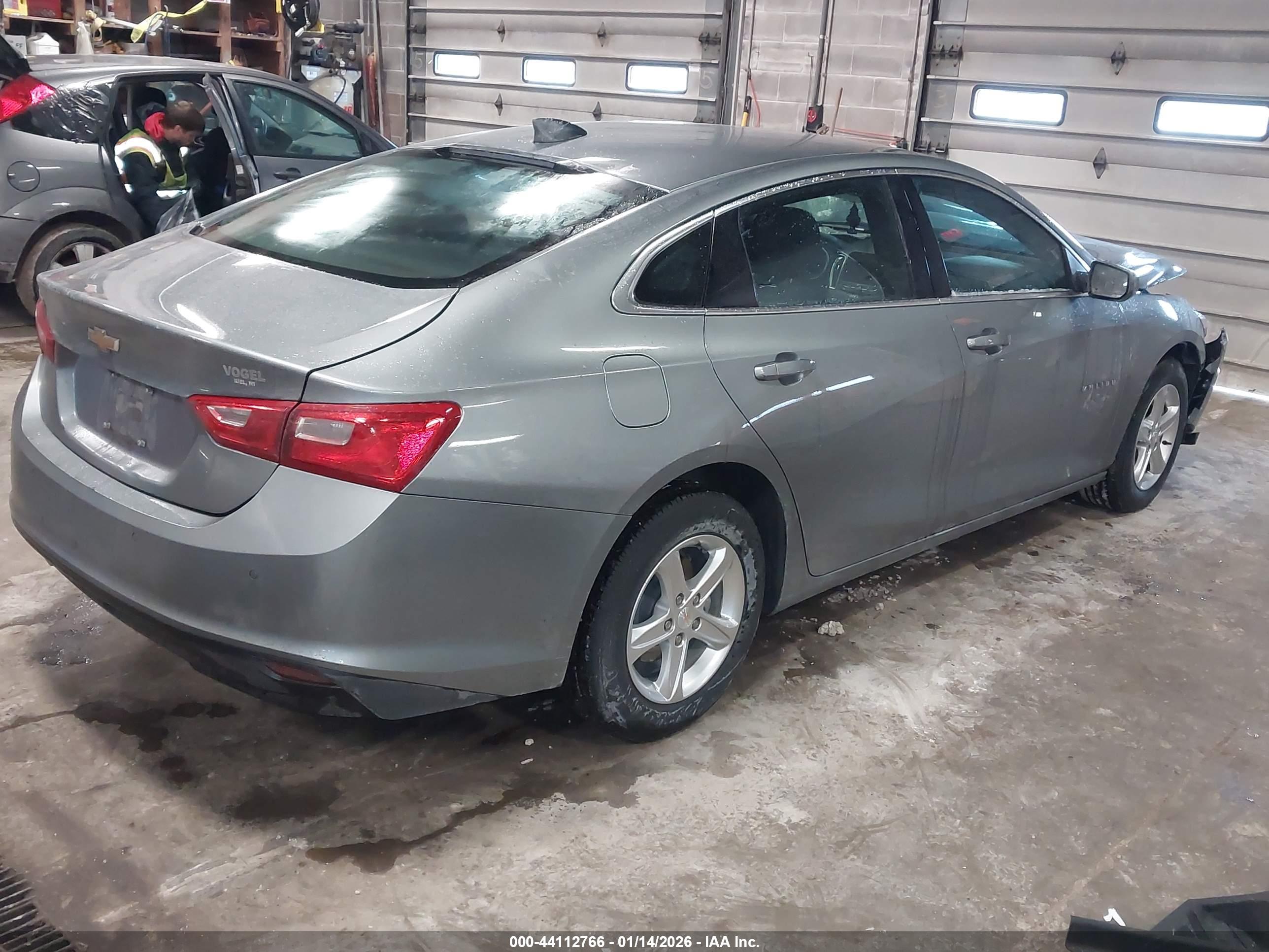 CHEVROLET MALIBU image 4