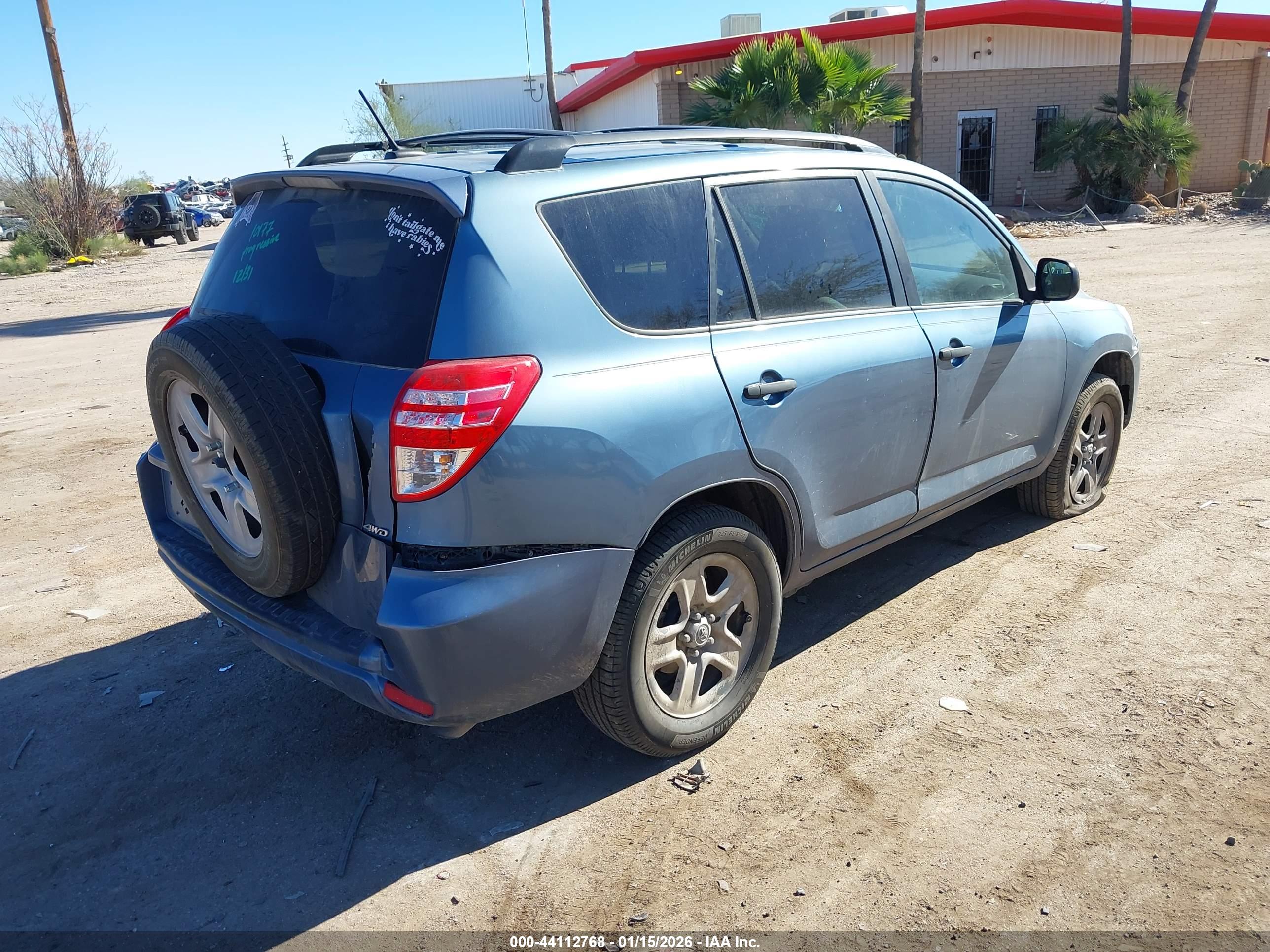 TOYOTA RAV4 image 6