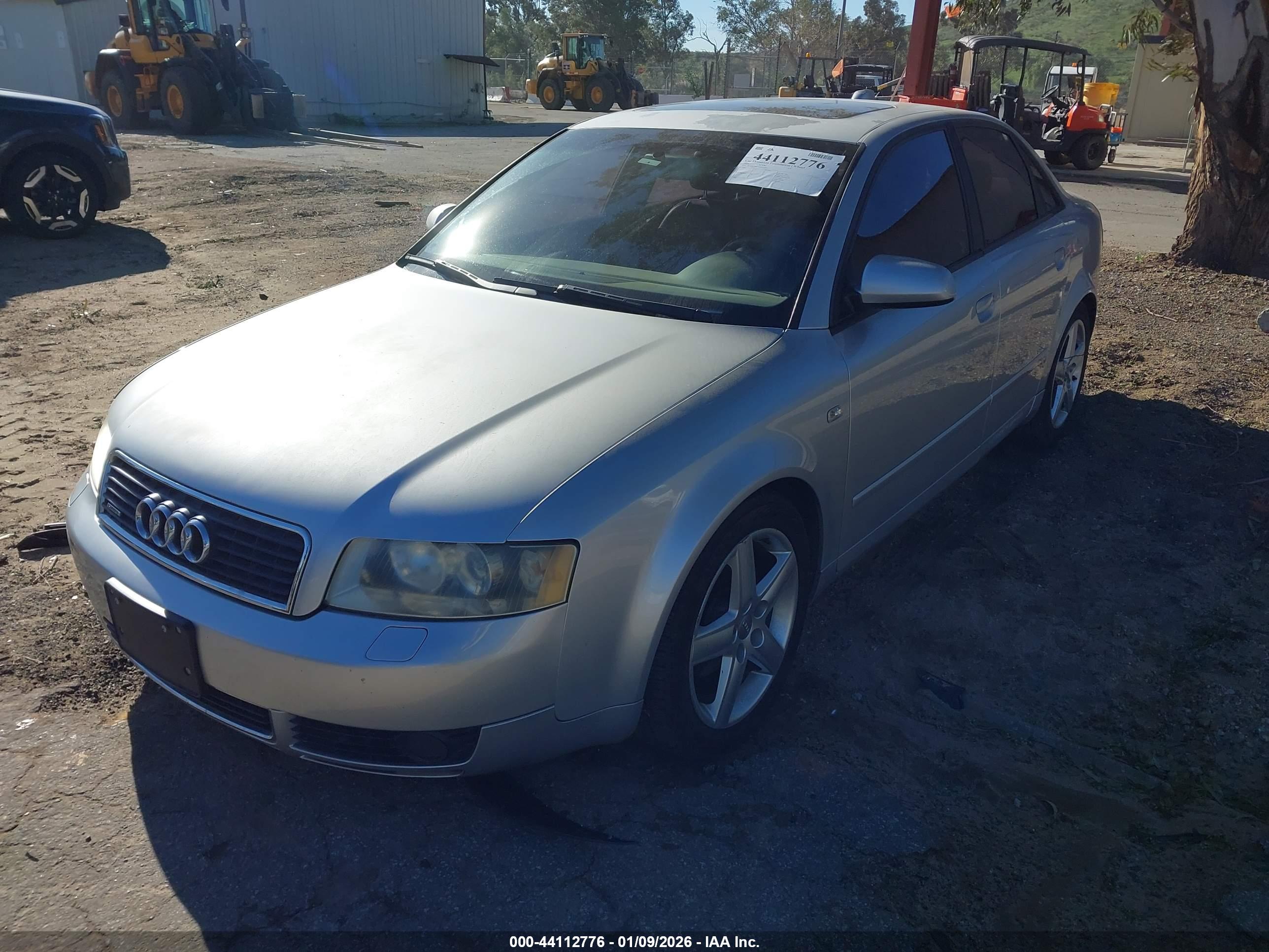 AUDI A4 image 2