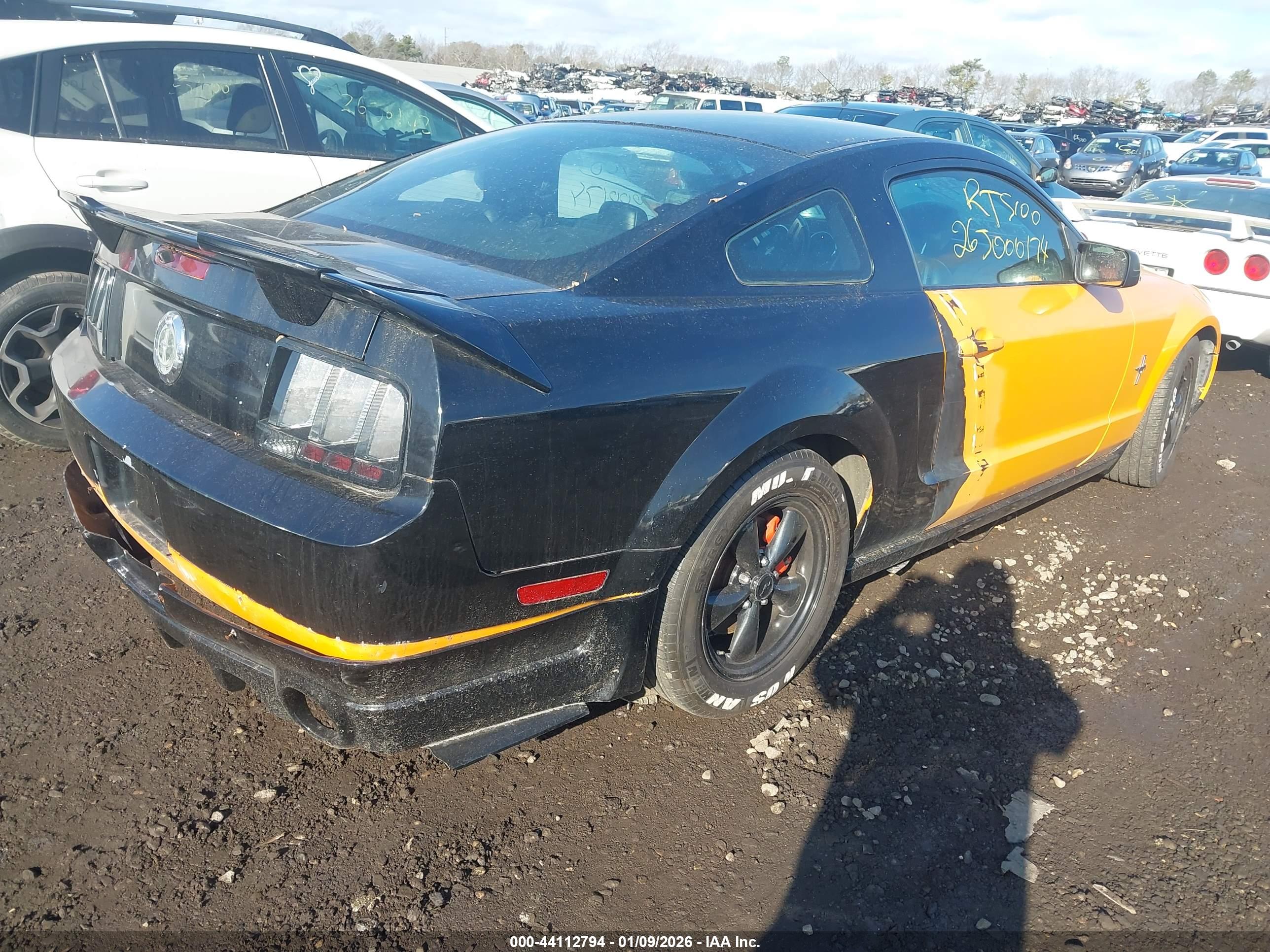 FORD MUSTANG image 4