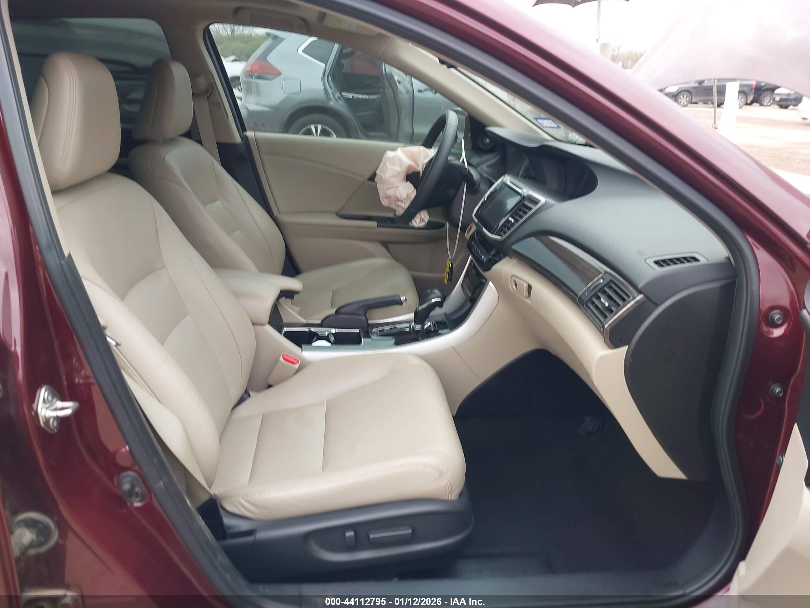 HONDA ACCORD image 5