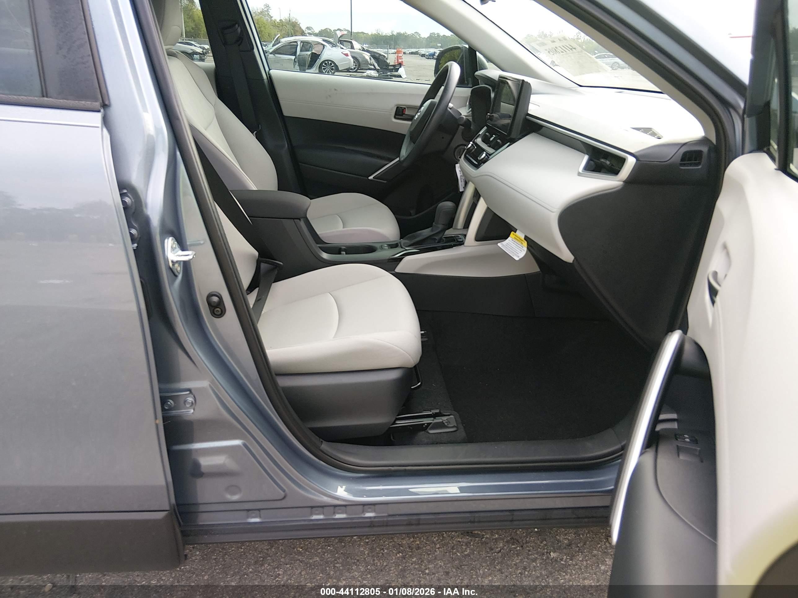 TOYOTA COROLLA image 5