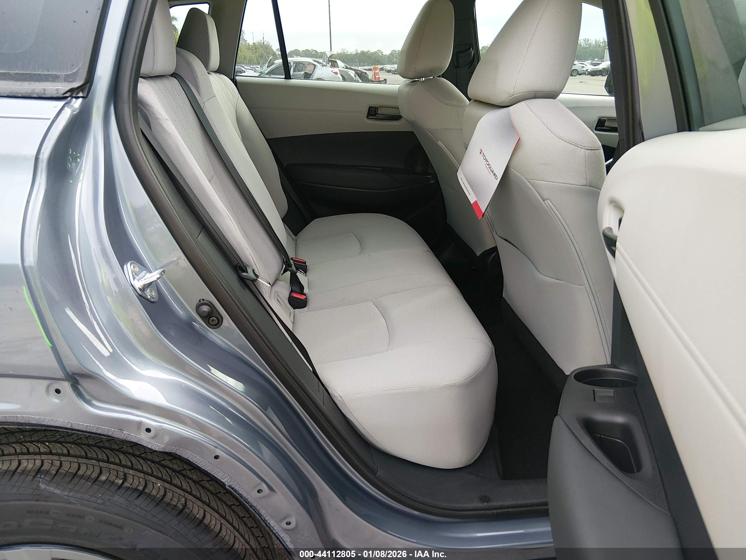 TOYOTA COROLLA image 8