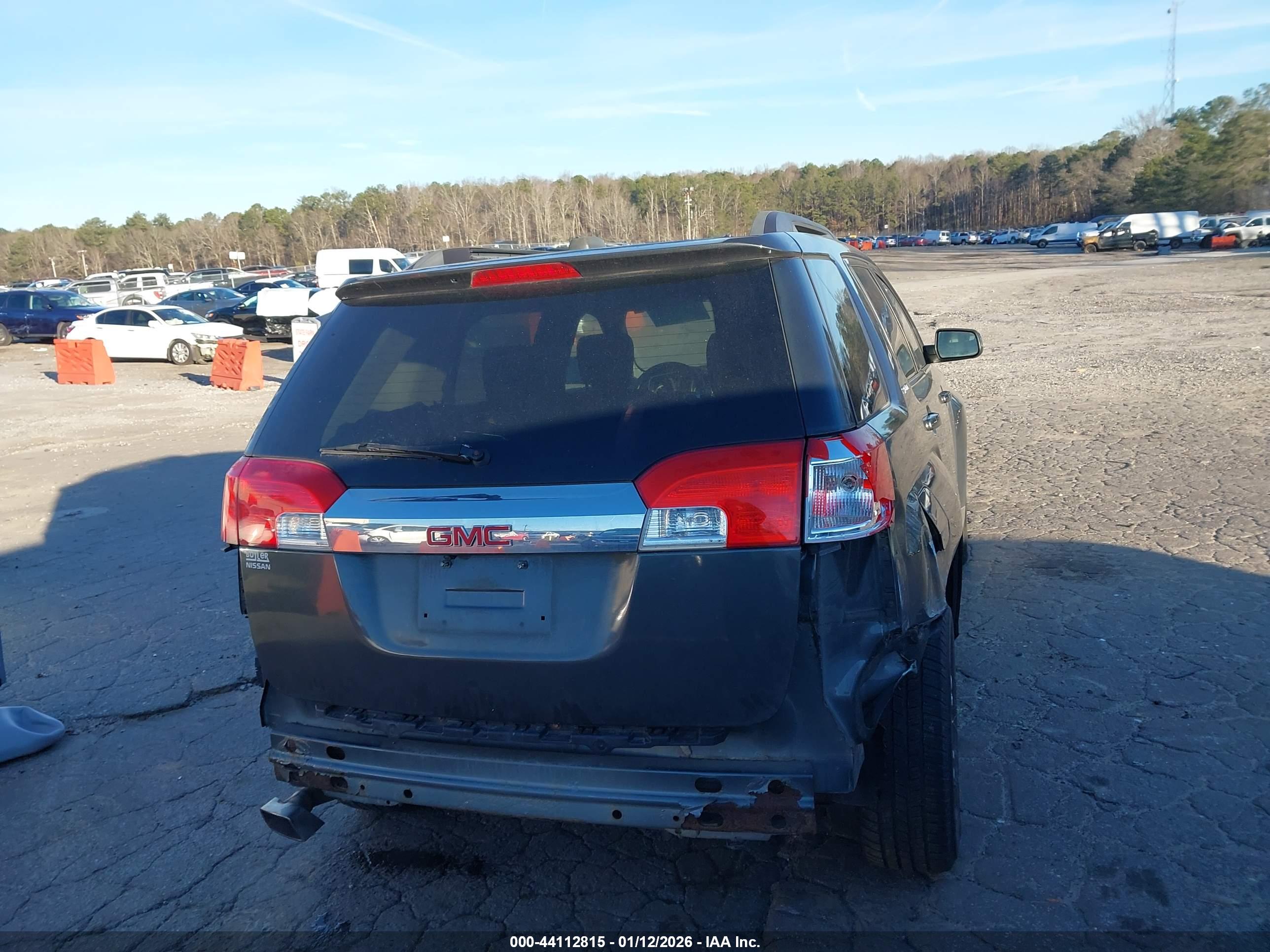 GMC TERRAIN image 4