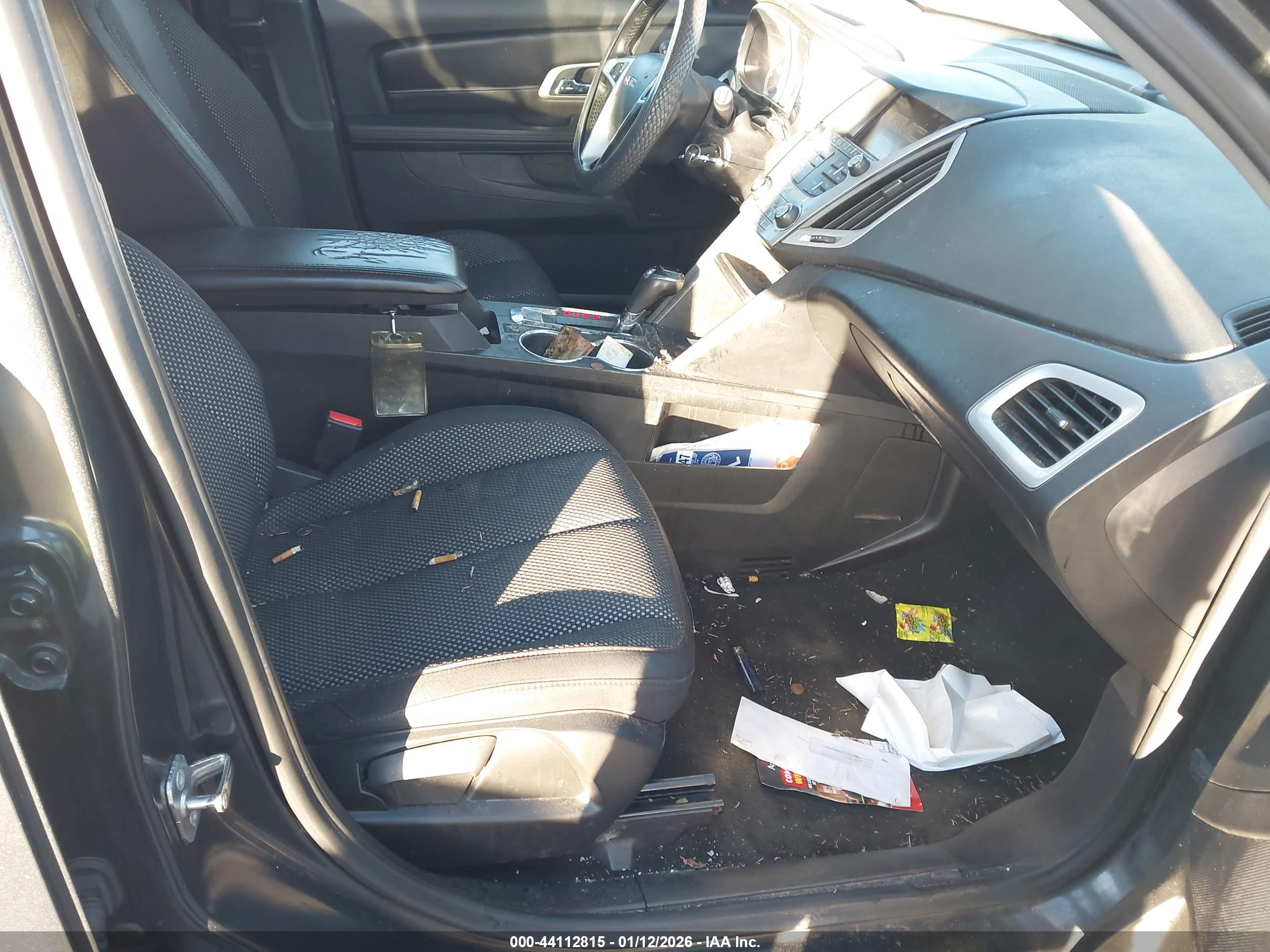 GMC TERRAIN image 5