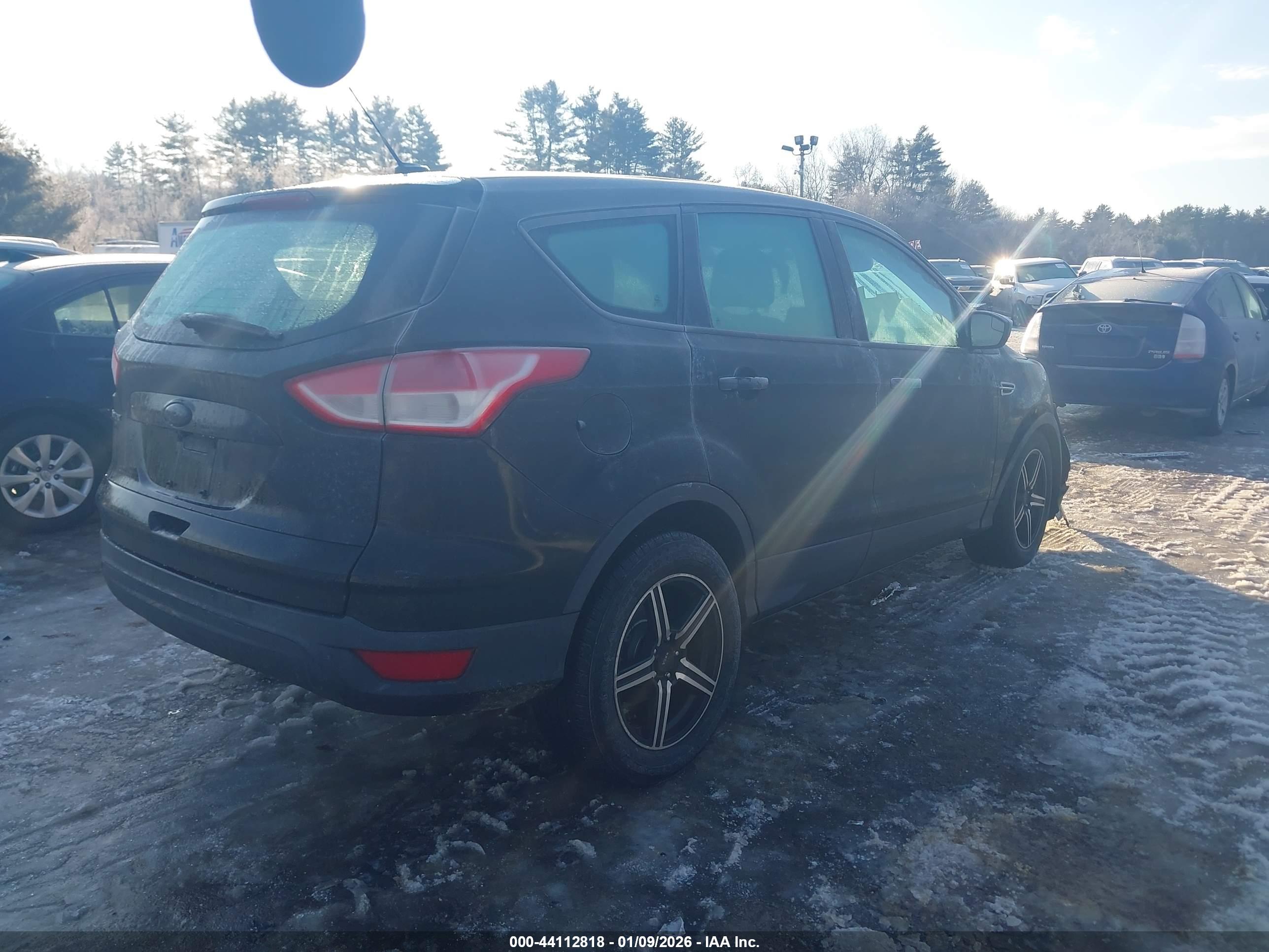 FORD ESCAPE image 4