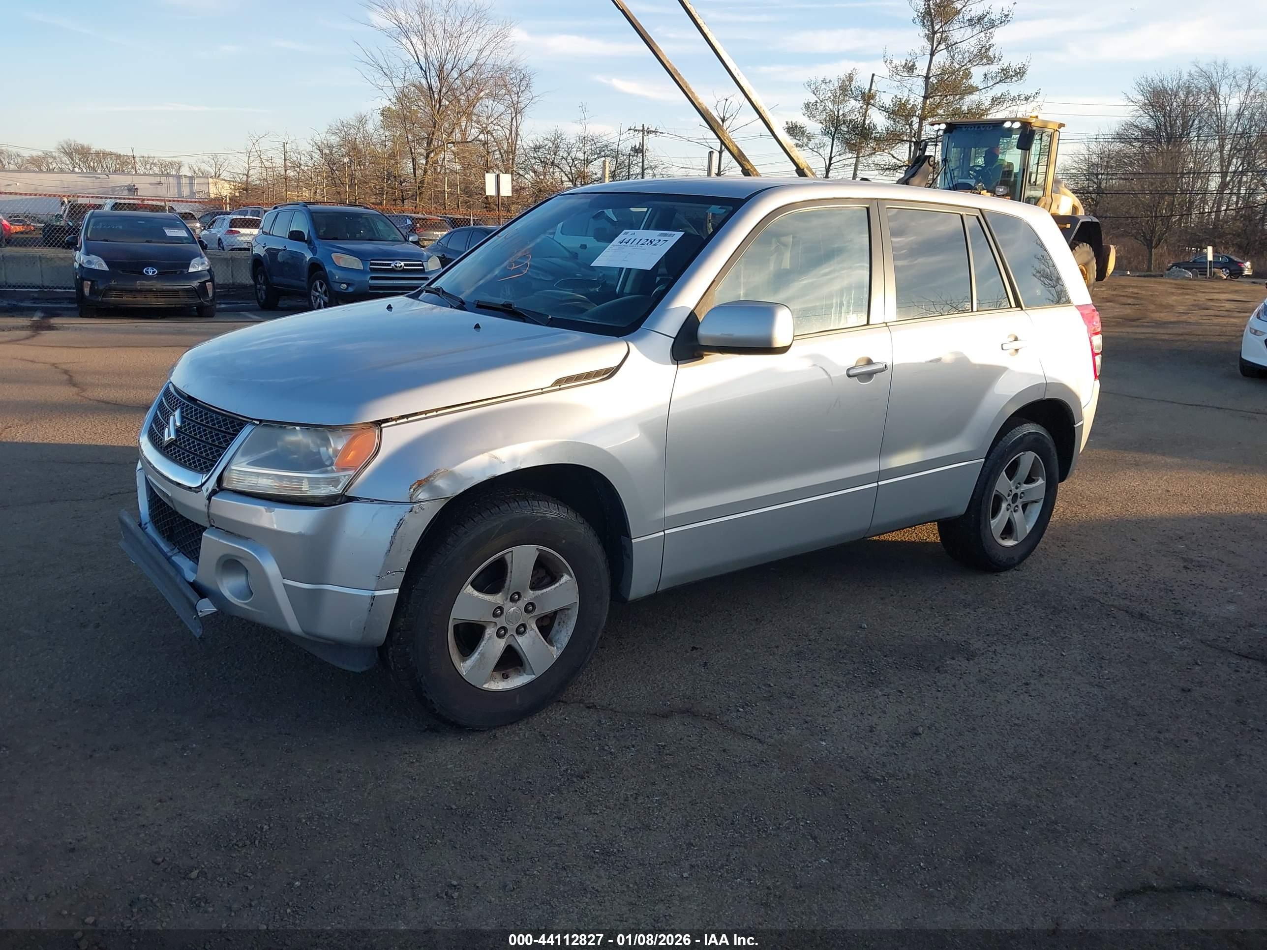 SUZUKI GRAND image 2