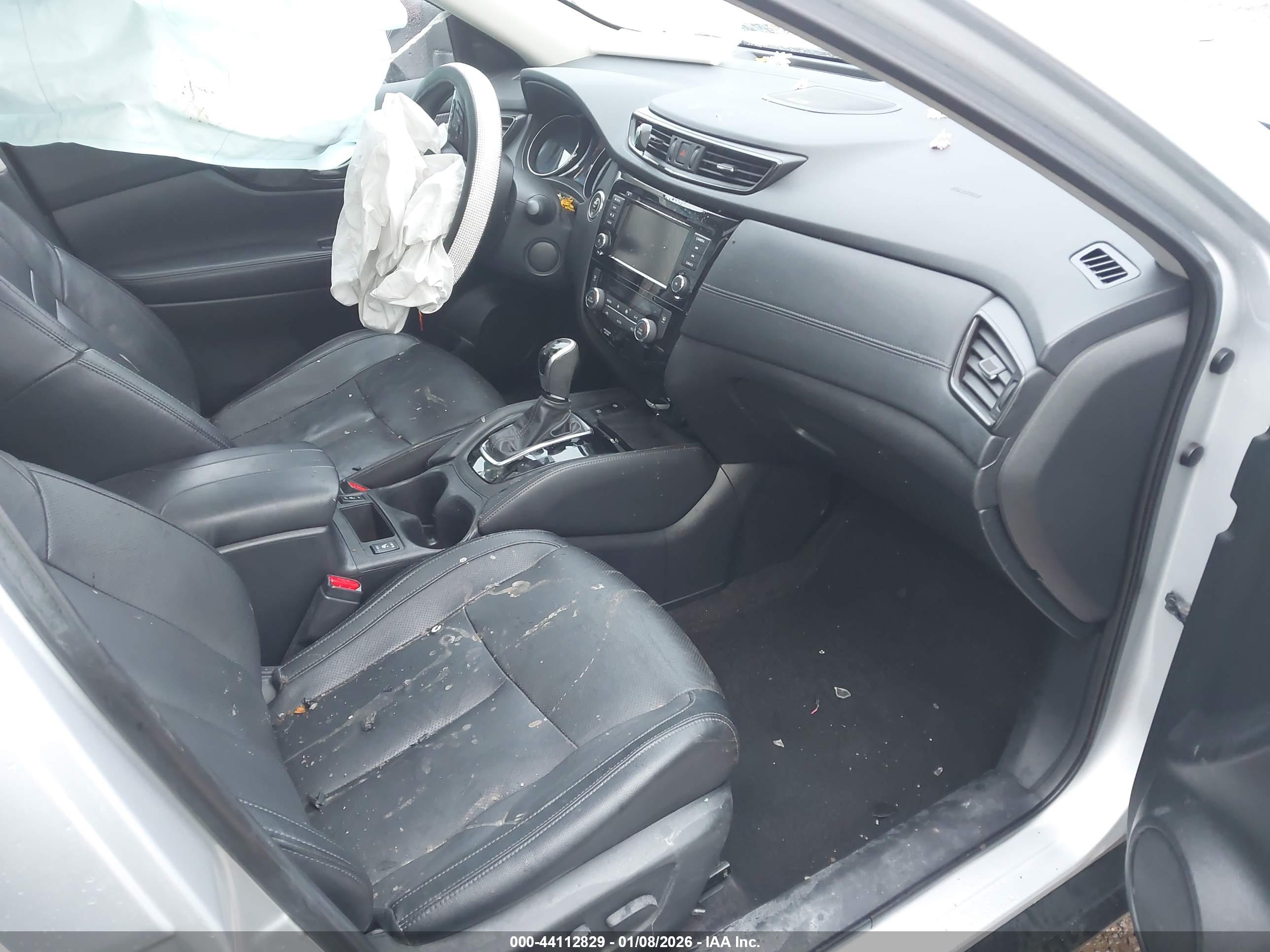 NISSAN ROGUE image 5