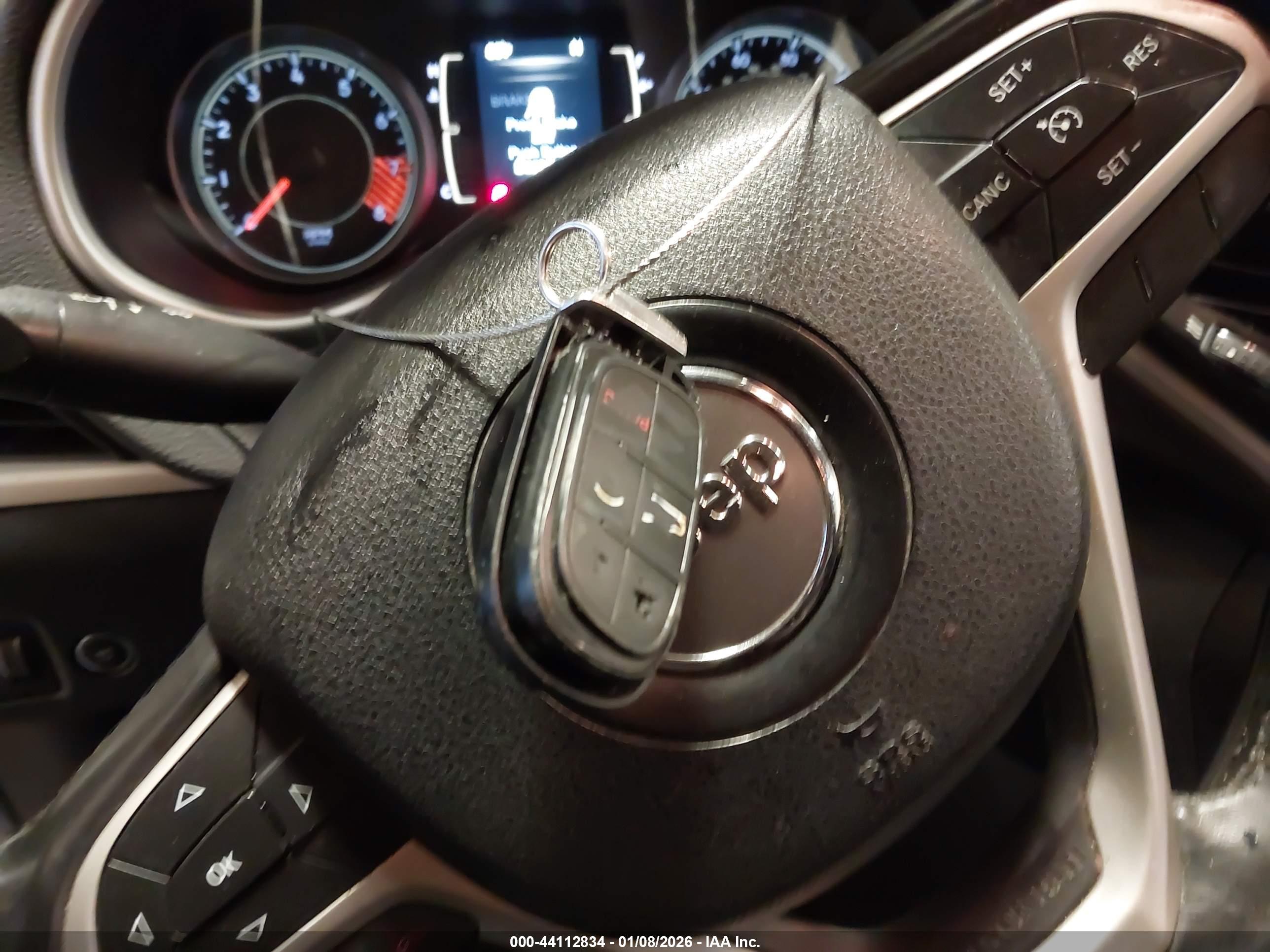 JEEP CHEROKEE image 11