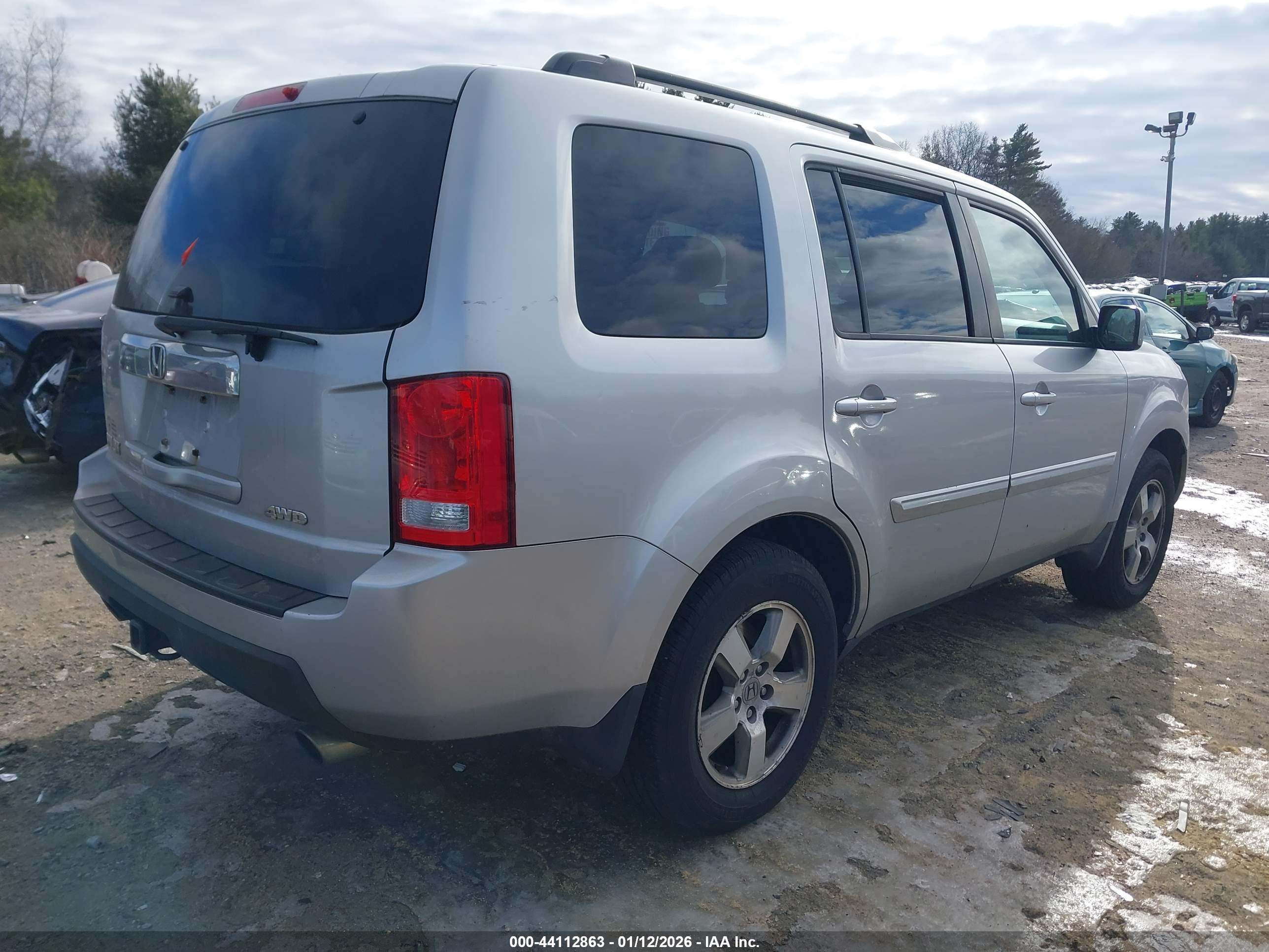 HONDA PILOT image 4