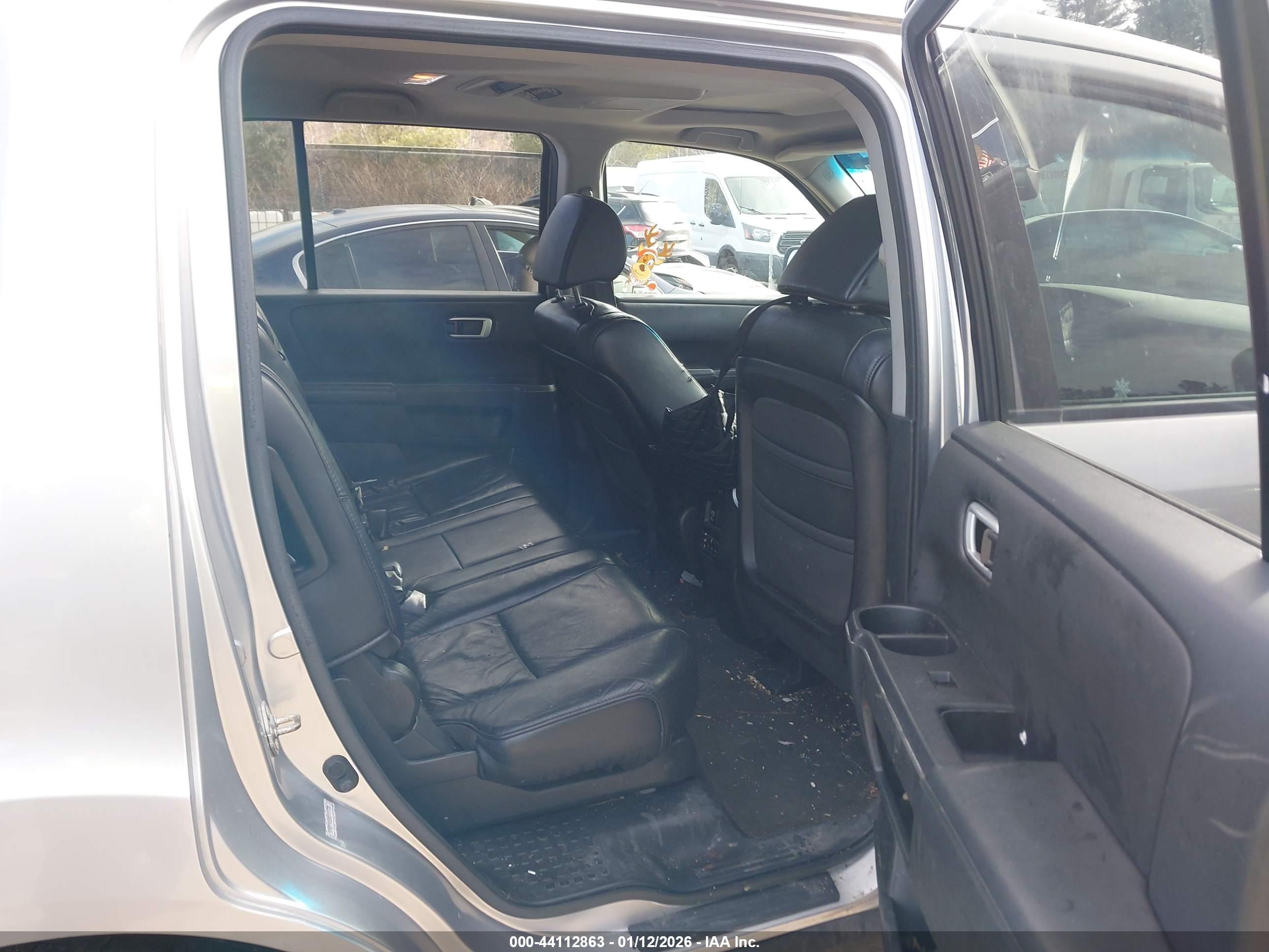 HONDA PILOT image 8