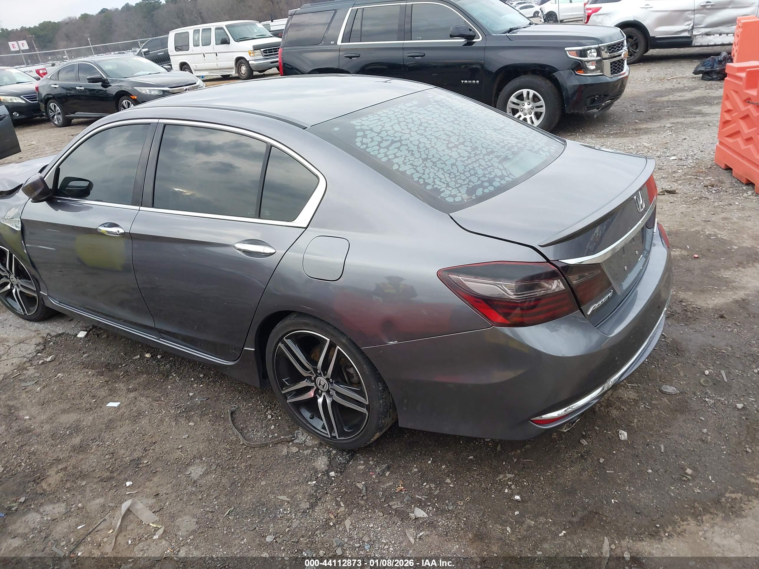 HONDA ACCORD image 3