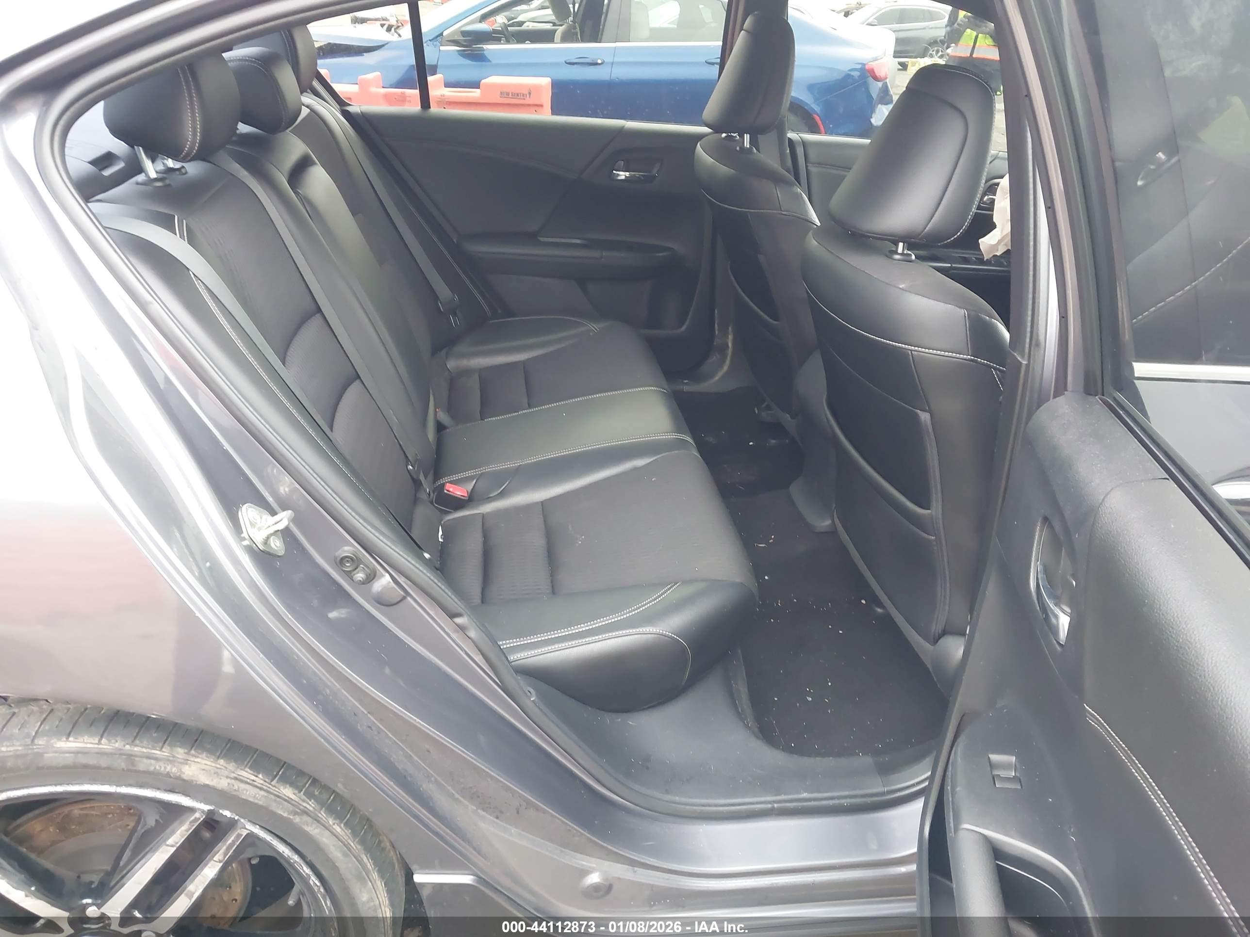 HONDA ACCORD image 8