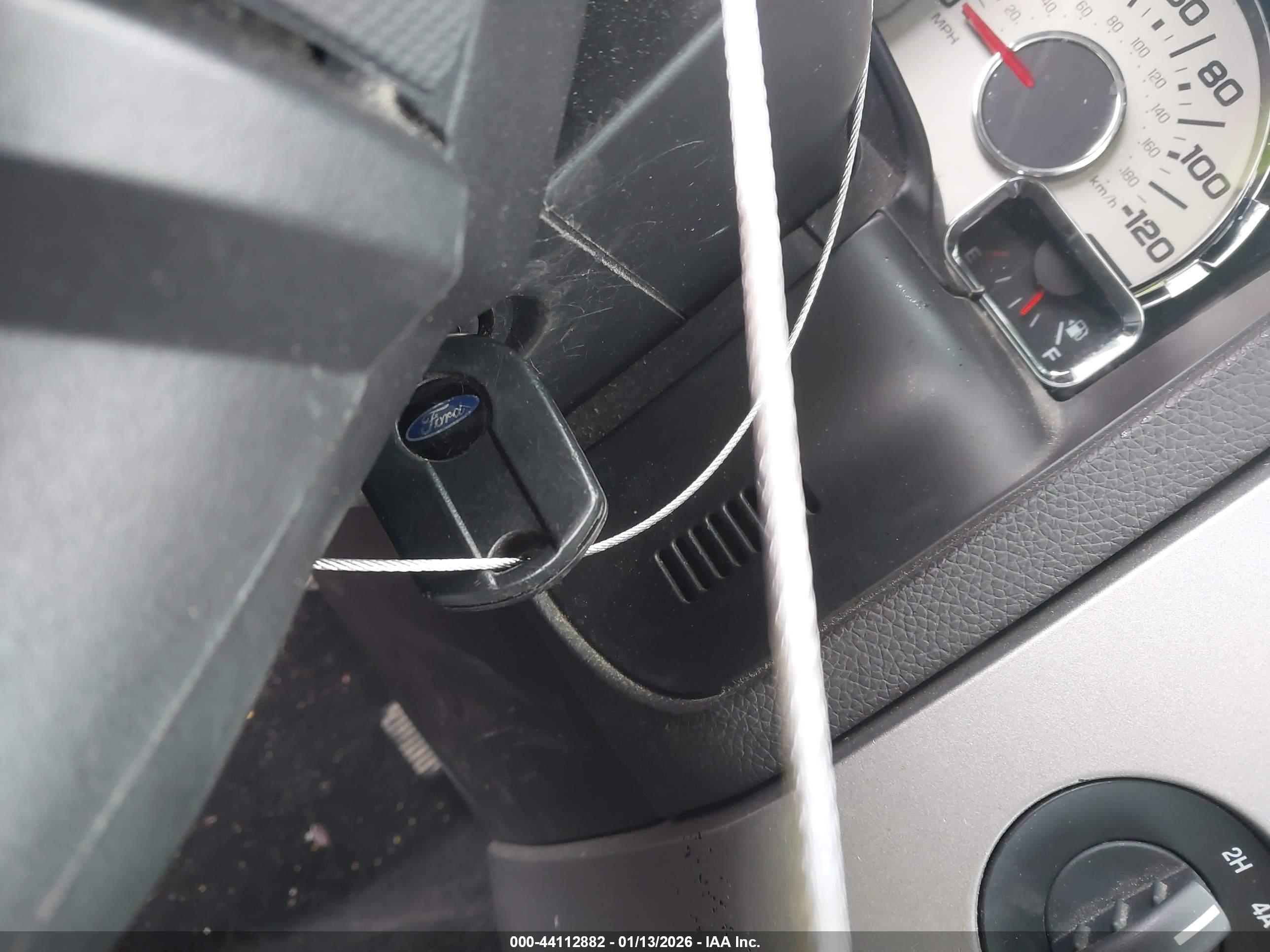 FORD EXPEDITION image 11