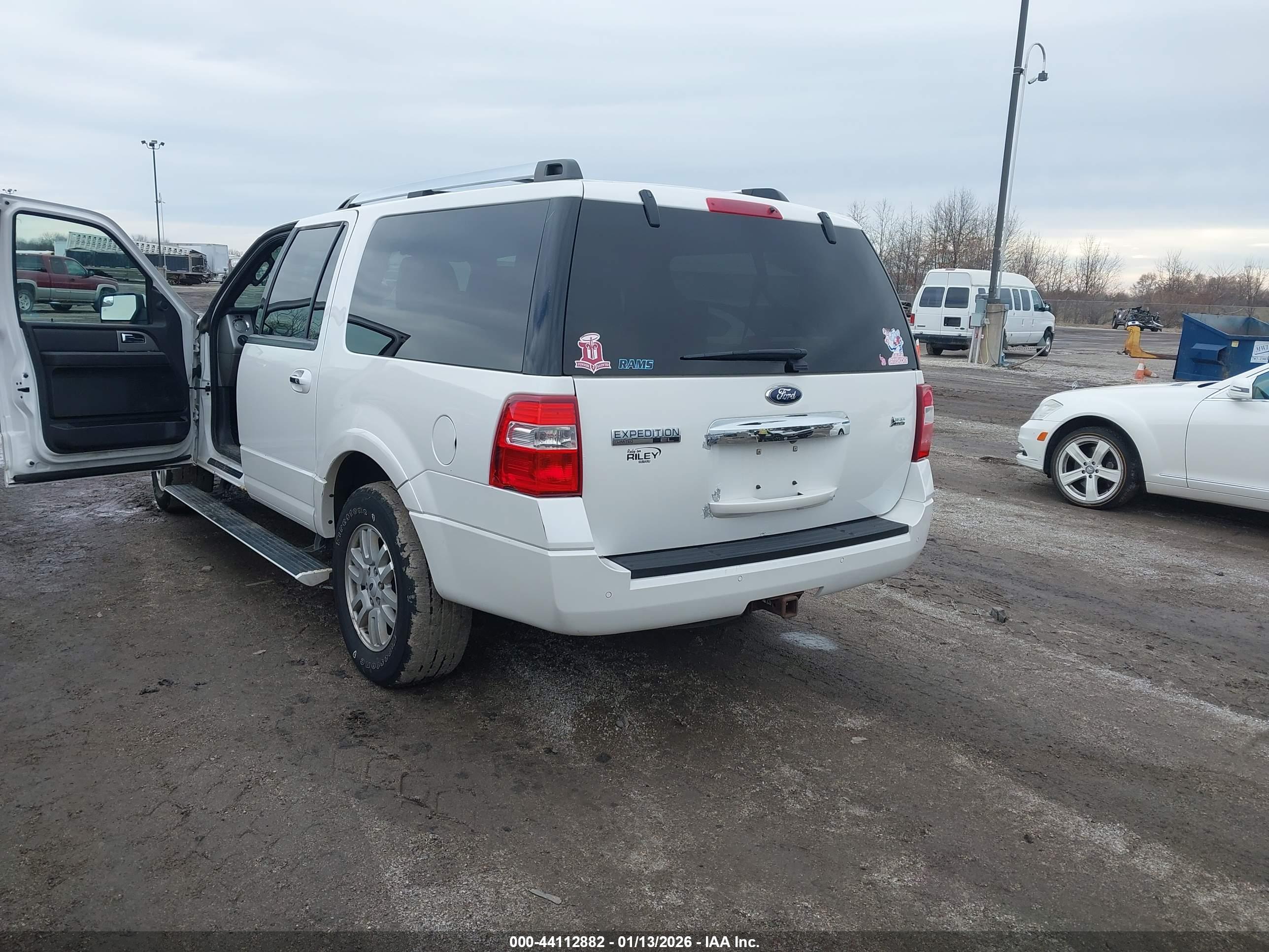 FORD EXPEDITION image 3