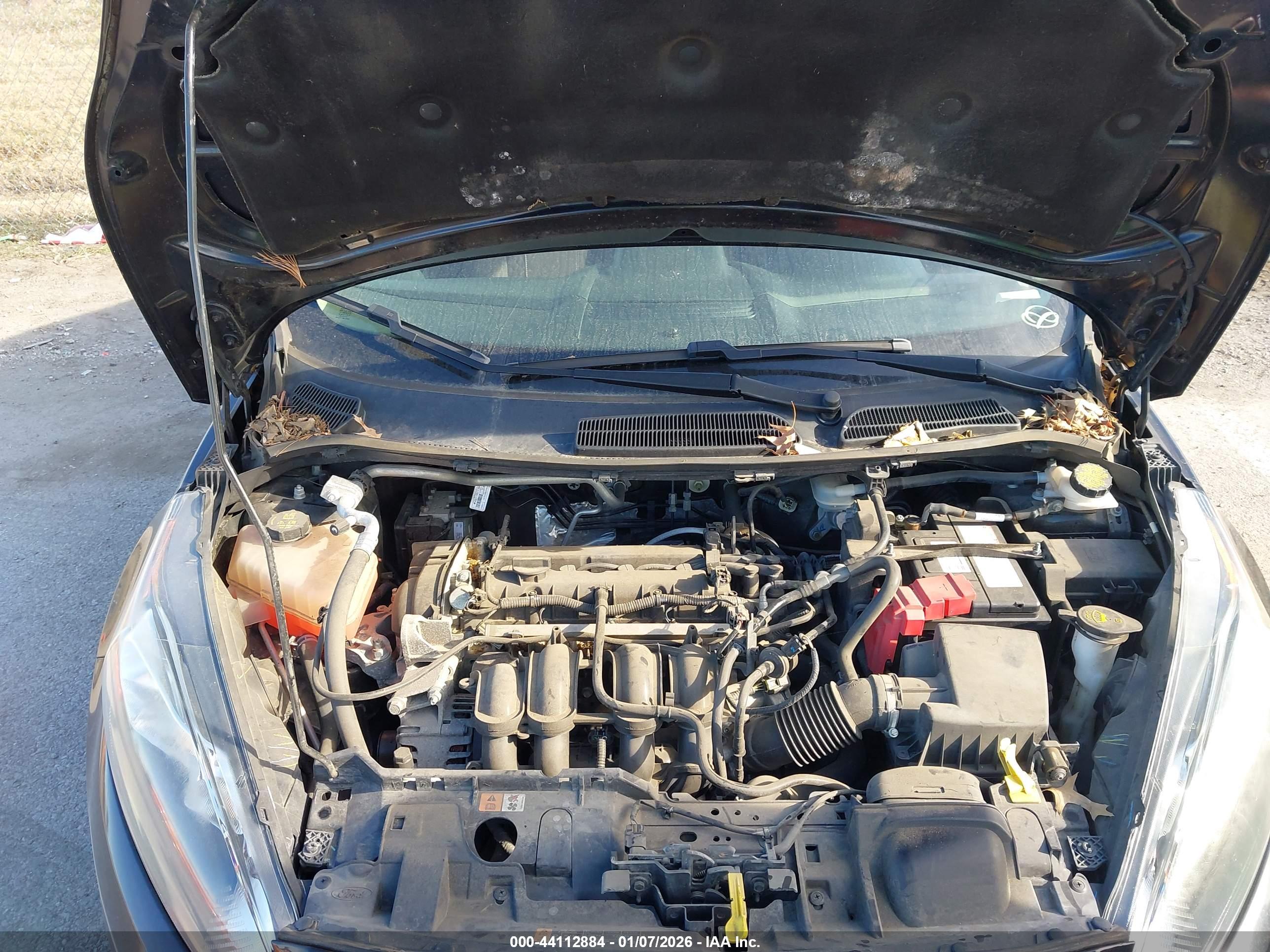 FORD FIESTA image 10