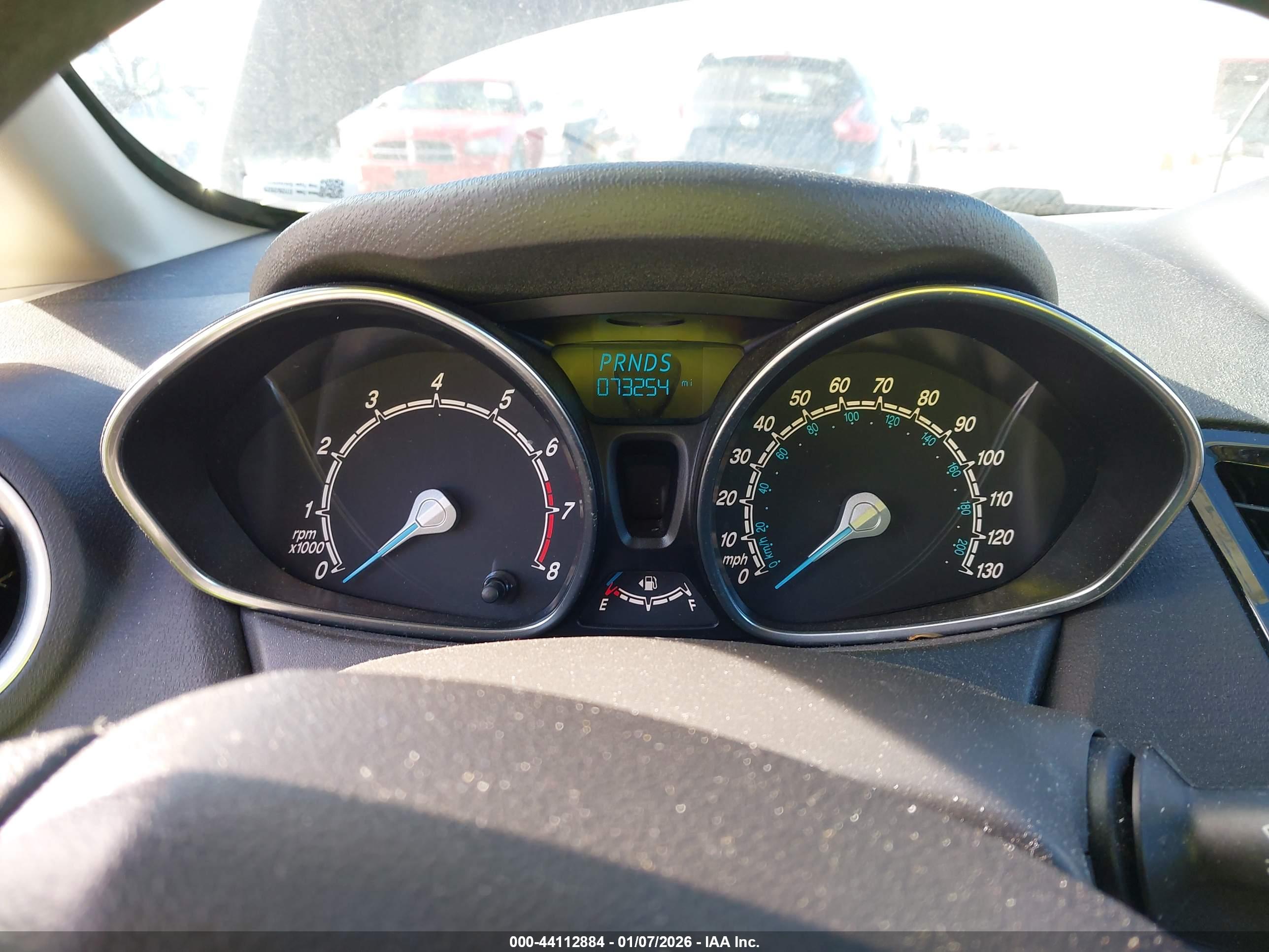 FORD FIESTA image 7