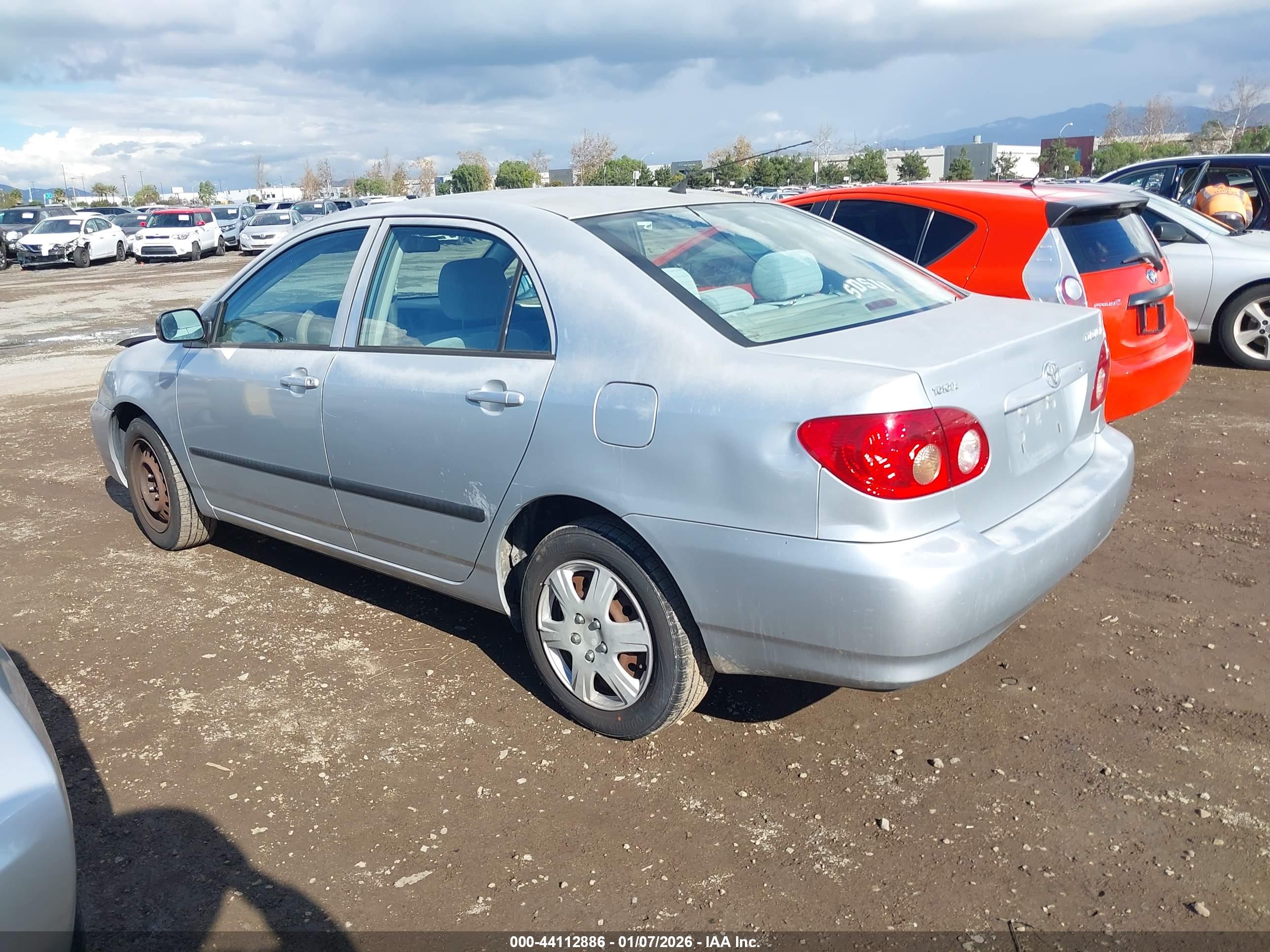 TOYOTA COROLLA image 3